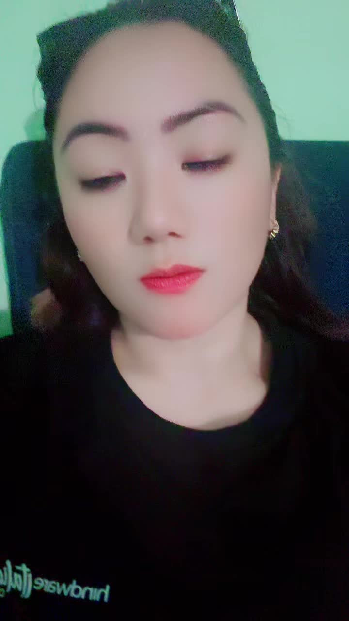 @Hira Maya Waiba