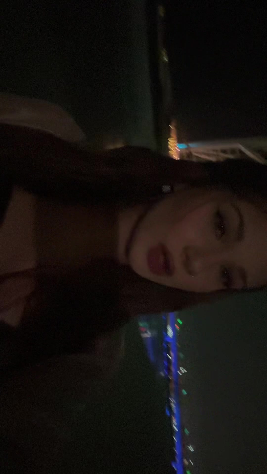 @️