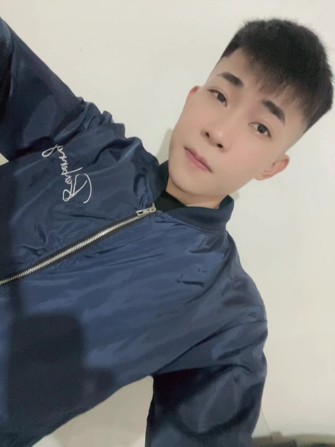 @Unn 🧸