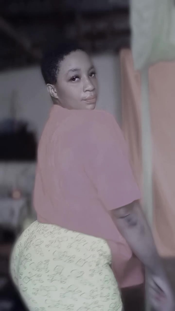@mputu Sarah