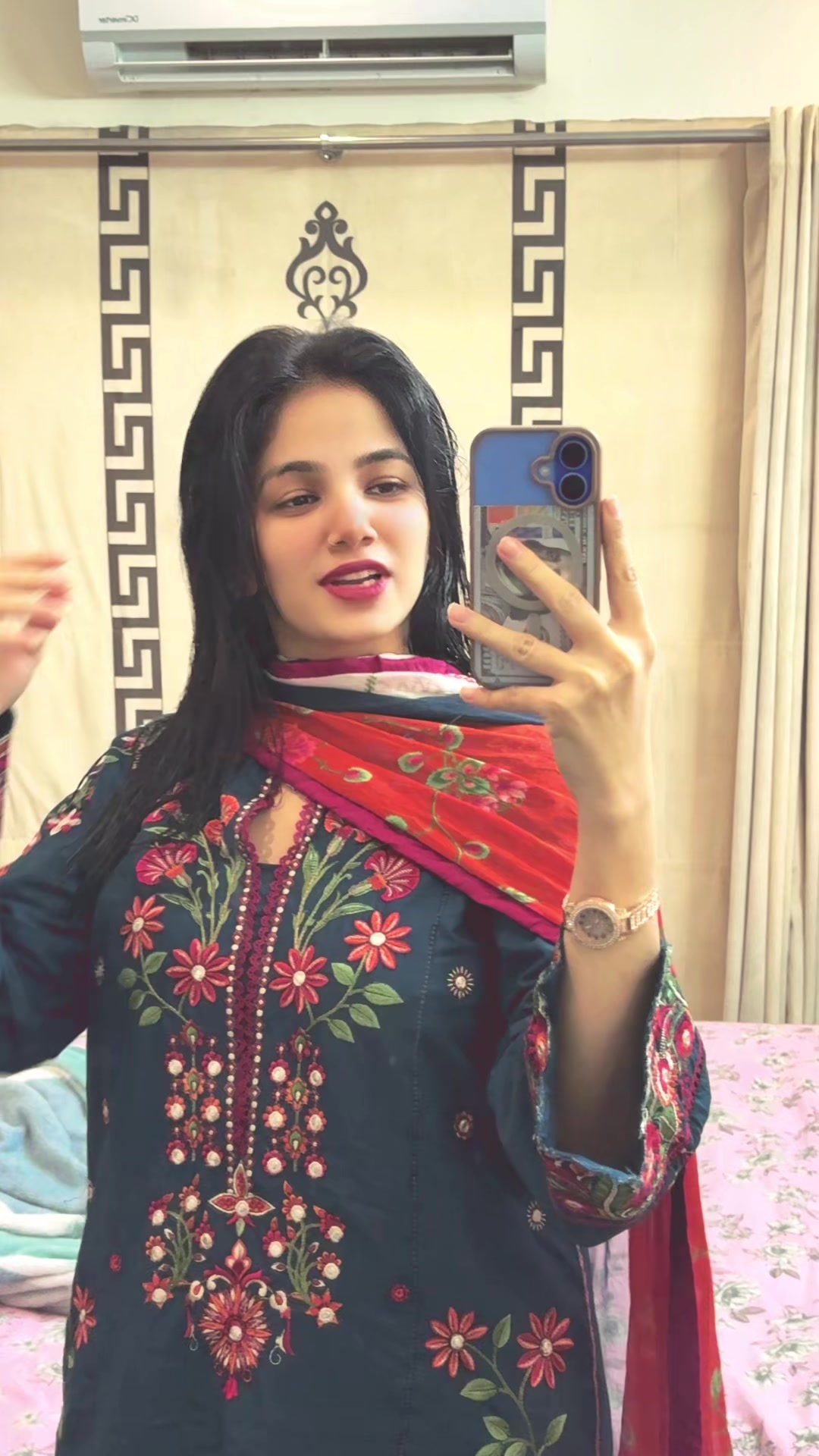 @Natasha komal🌎🌸