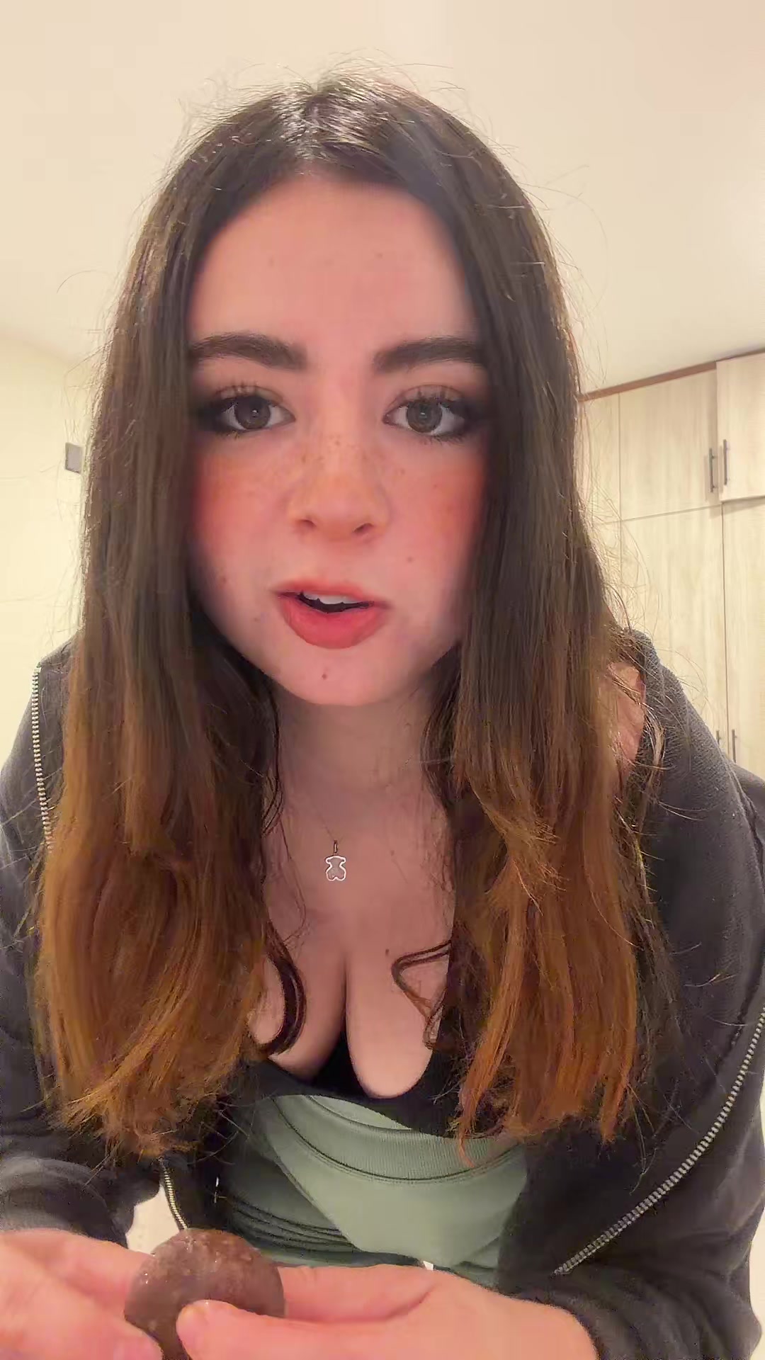 @abichita_.a