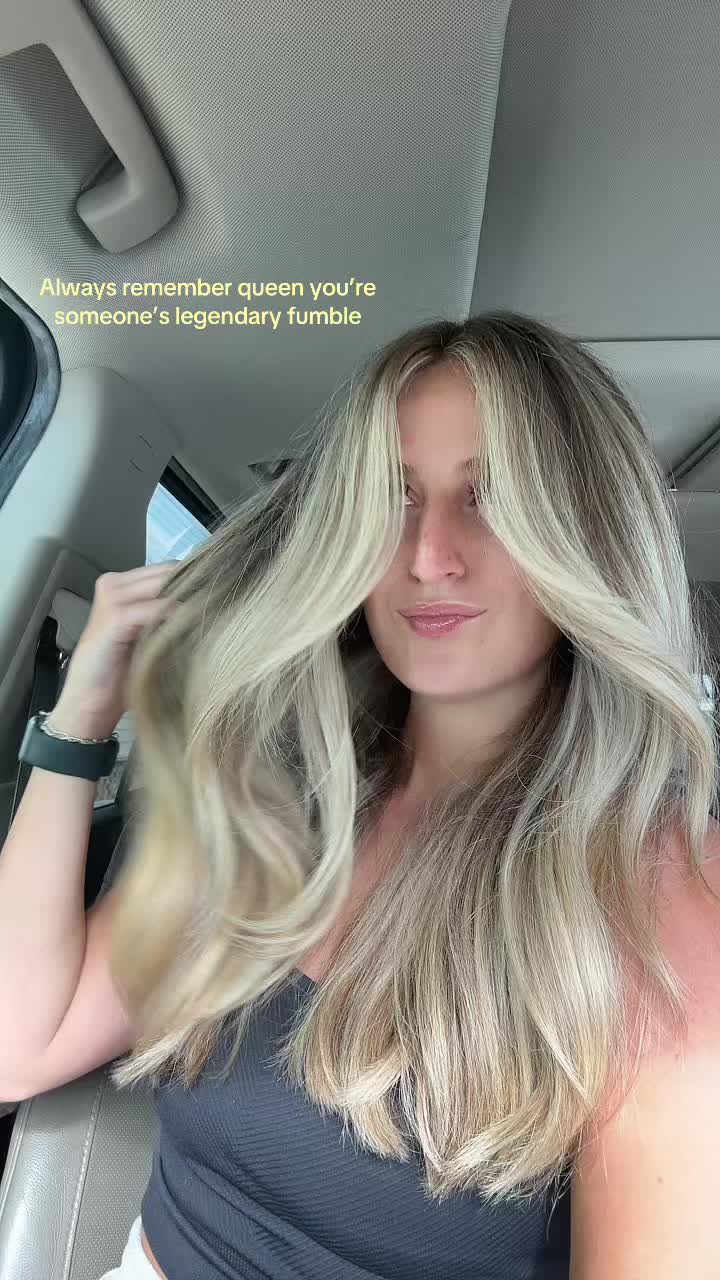 @stylist.carly_marie