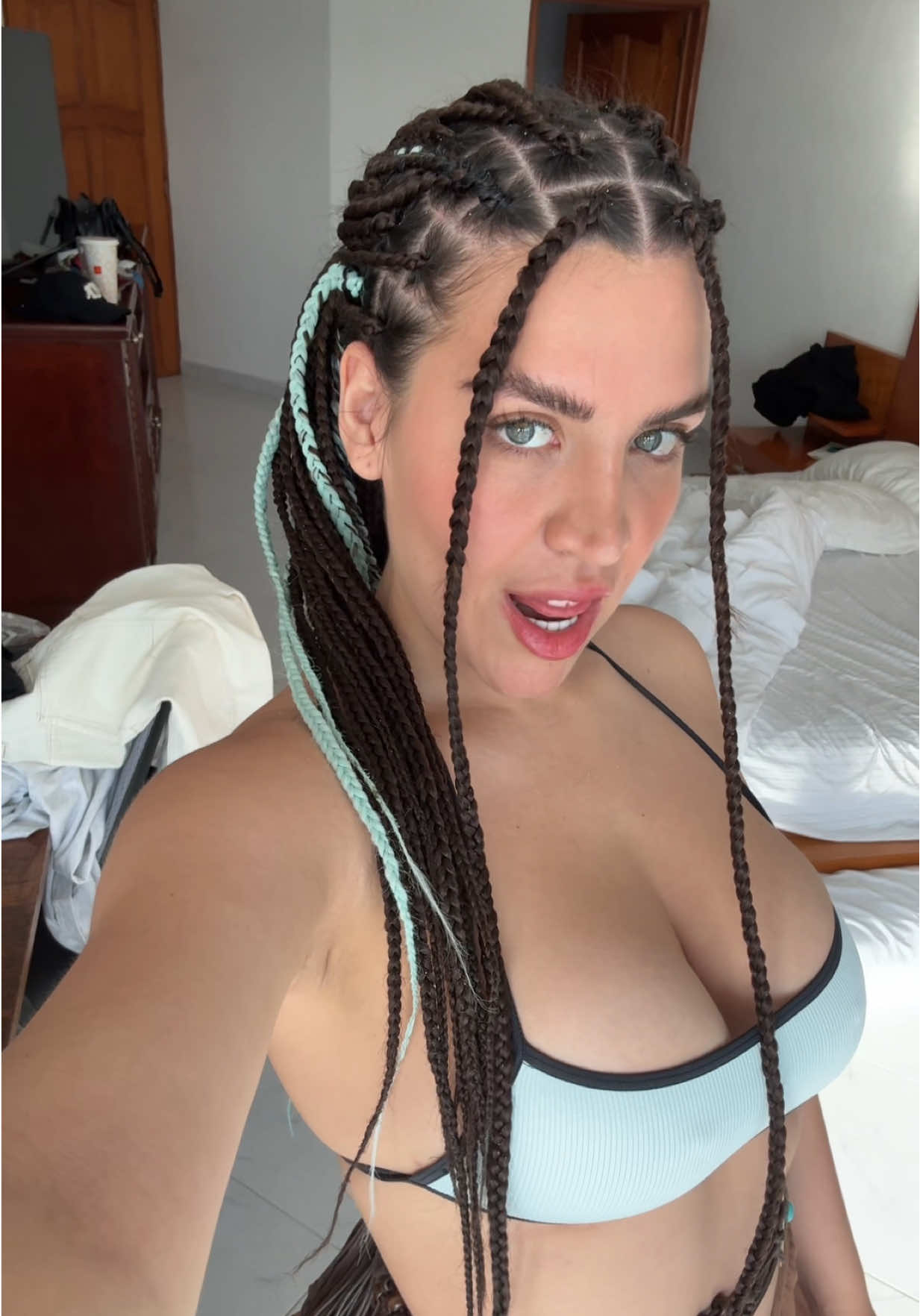 @dimelohanna