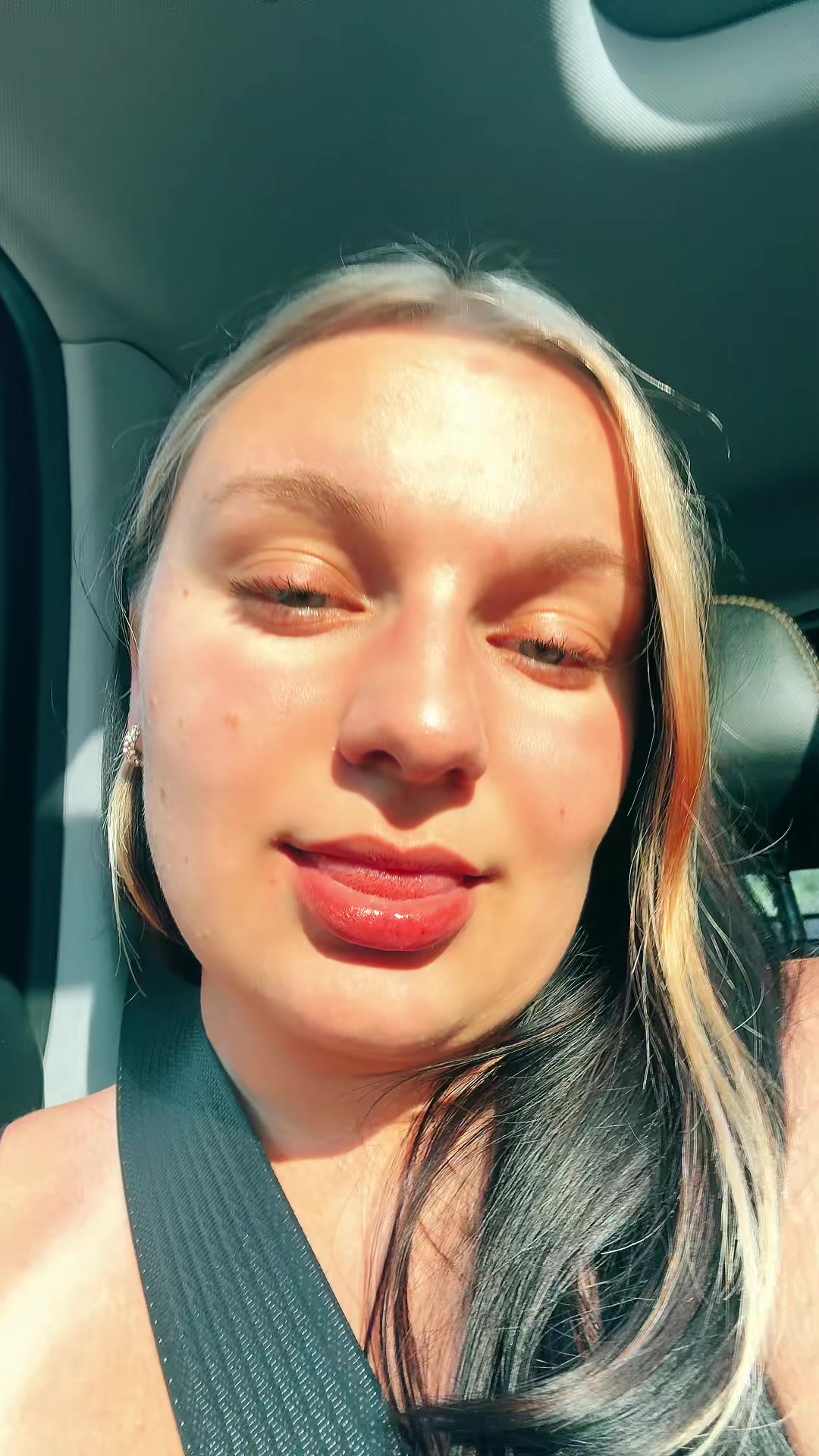@olivia