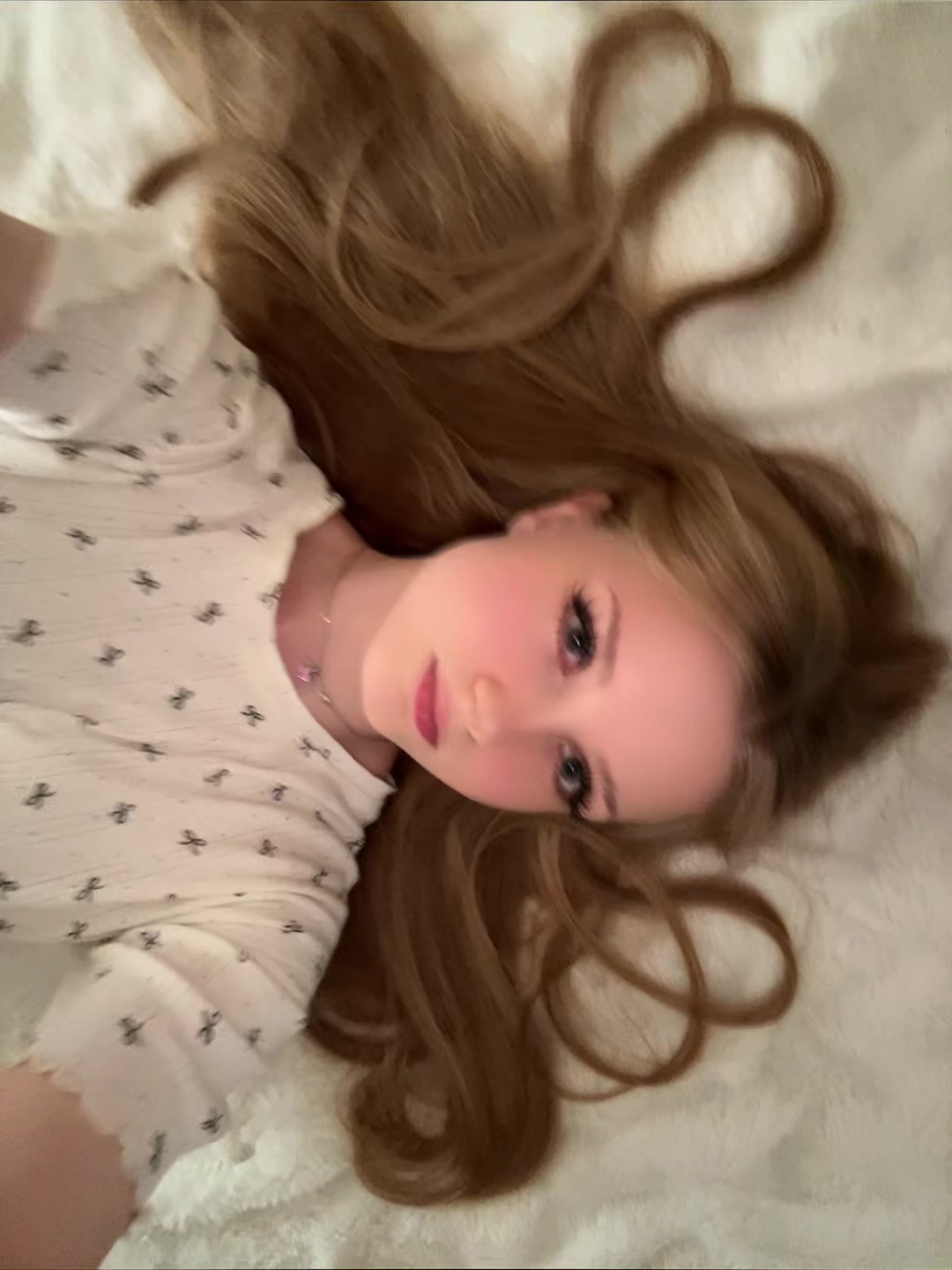 @Зайка🐰