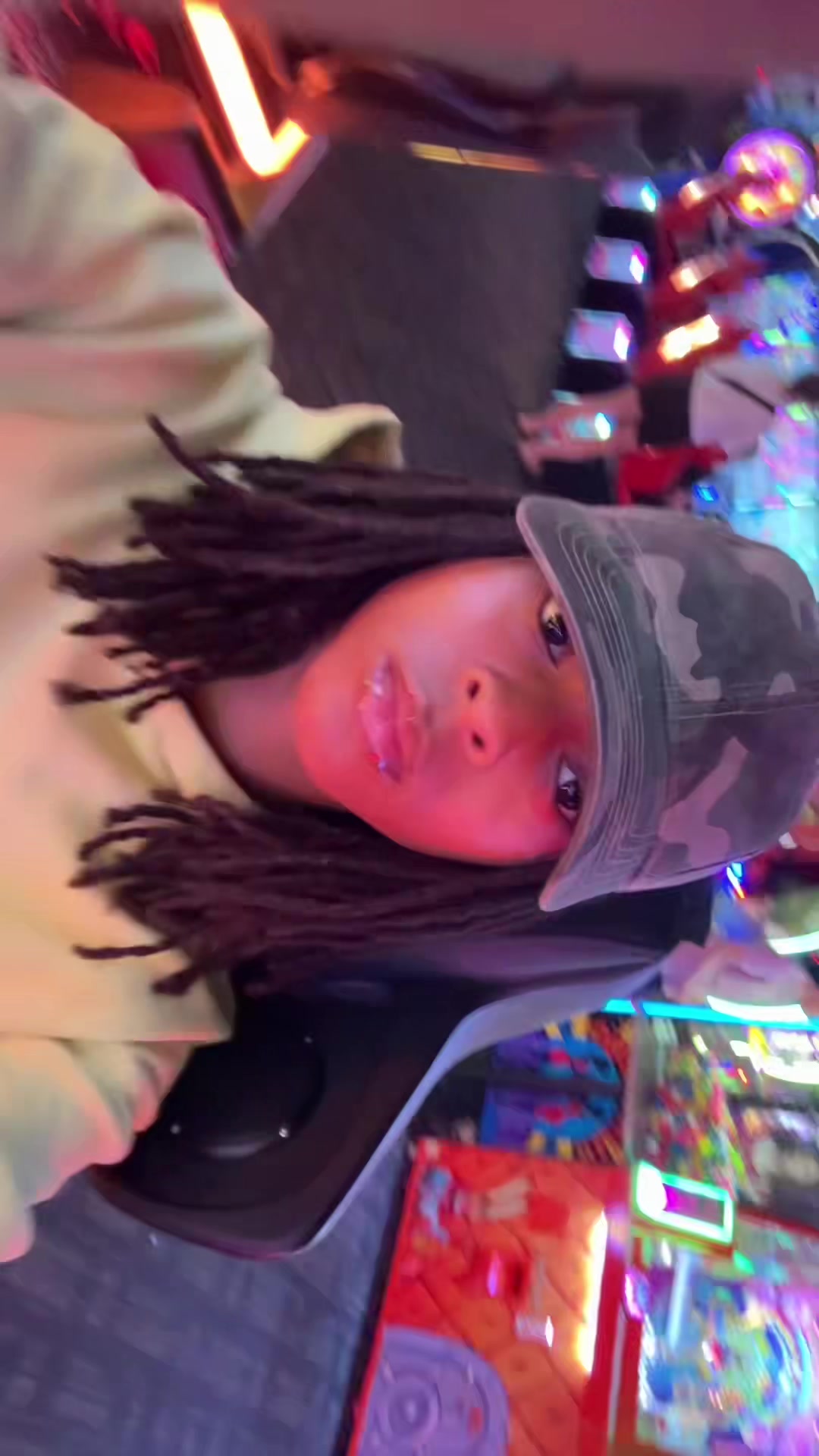 @Lia🥰