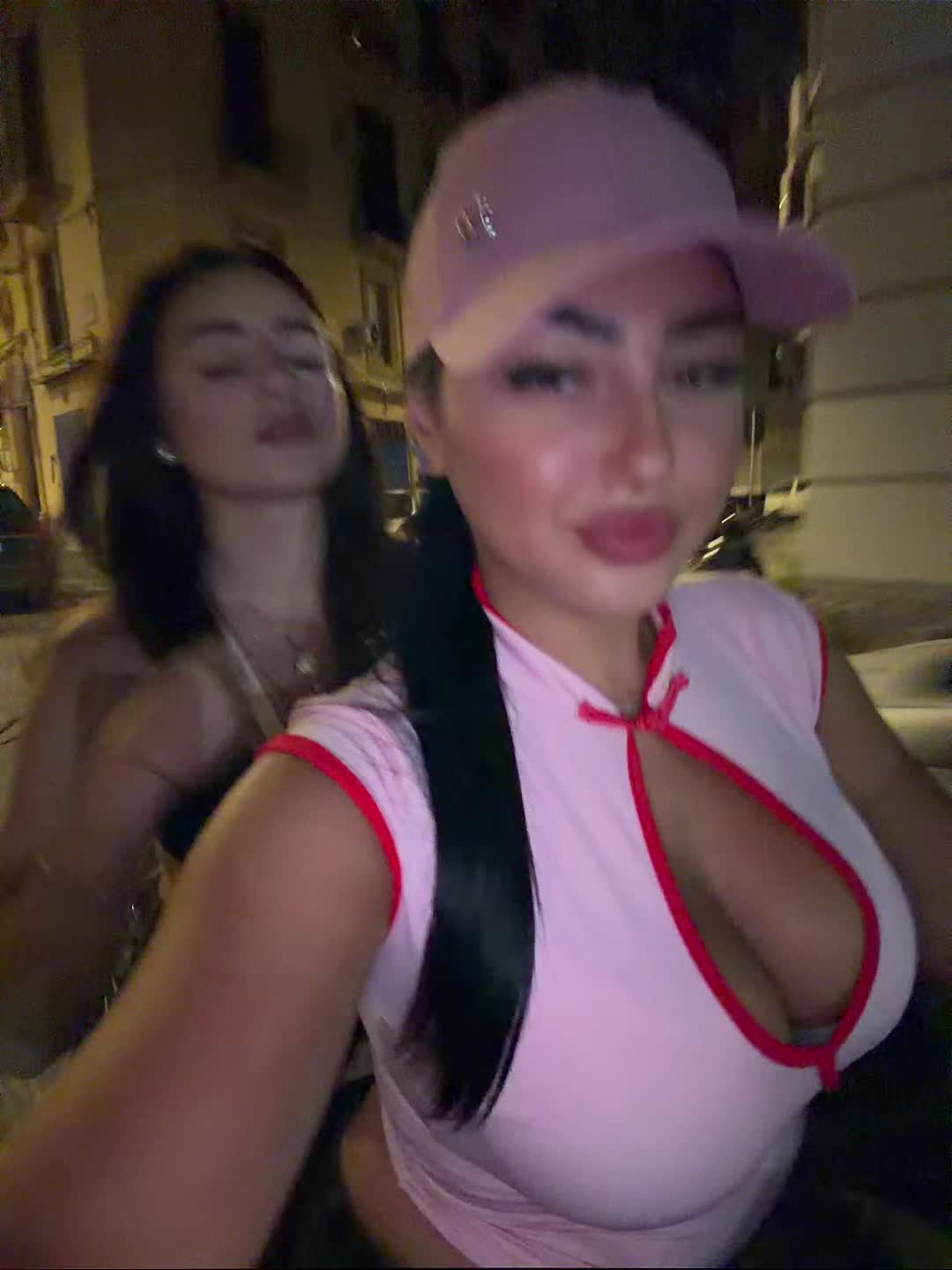 @Nina