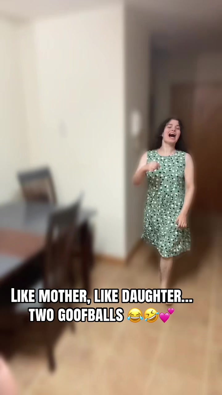 @Hotmomvibes