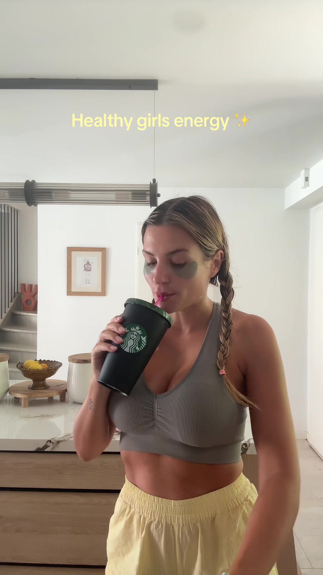 @julietteAbra