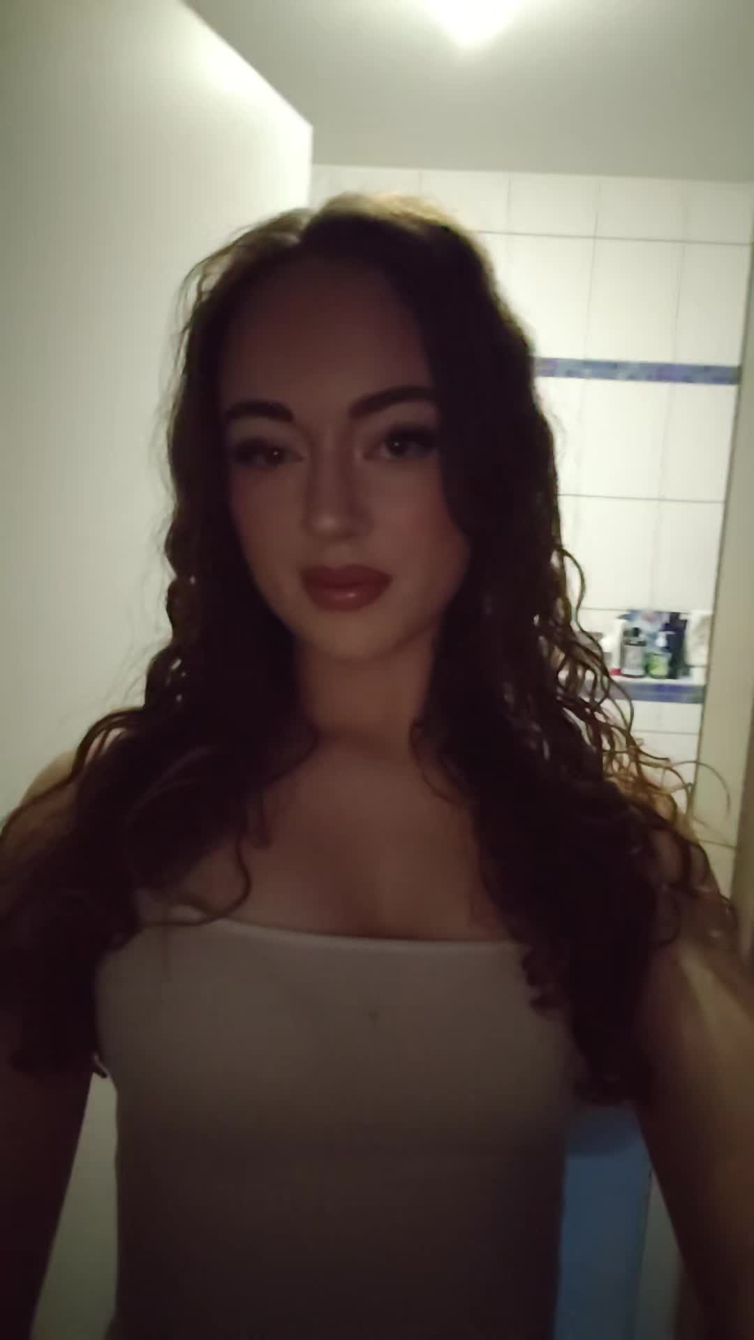 @Mia