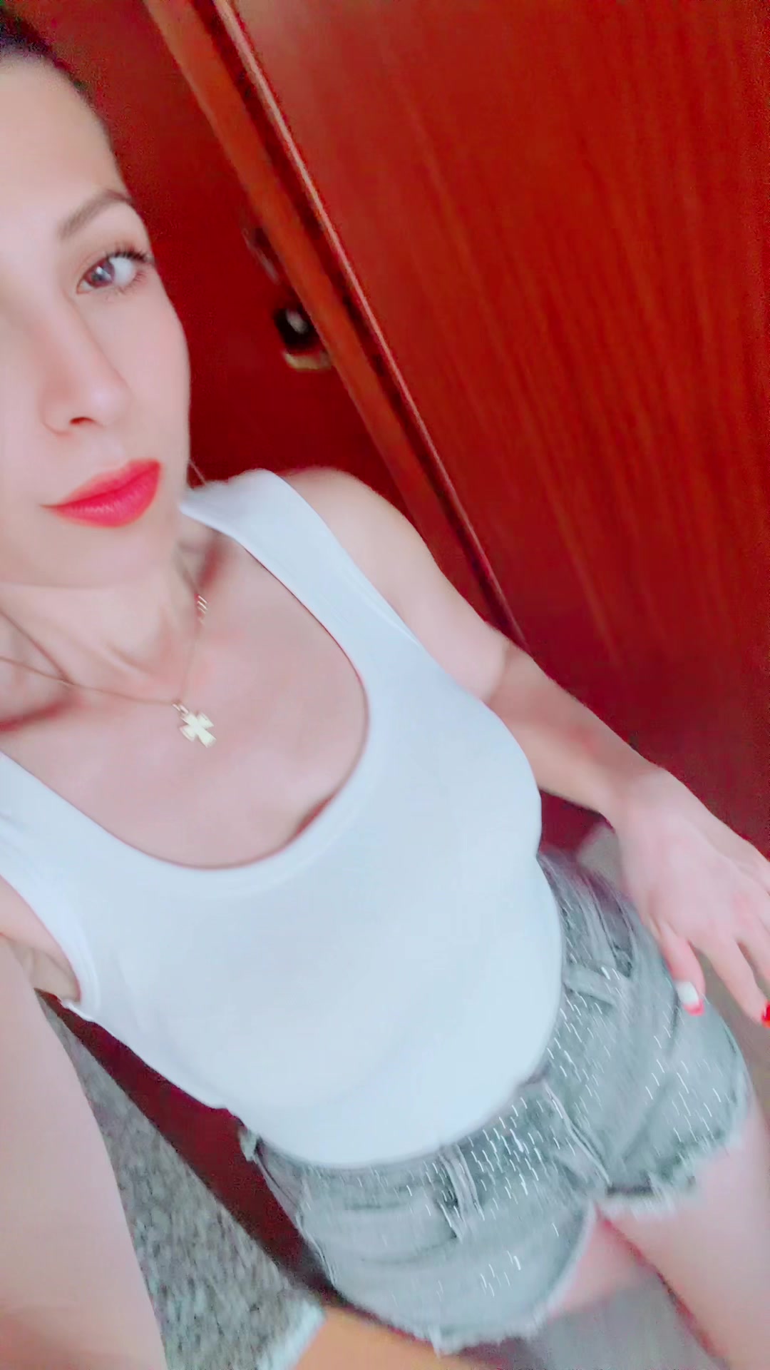 @პოზიტივი გოგო