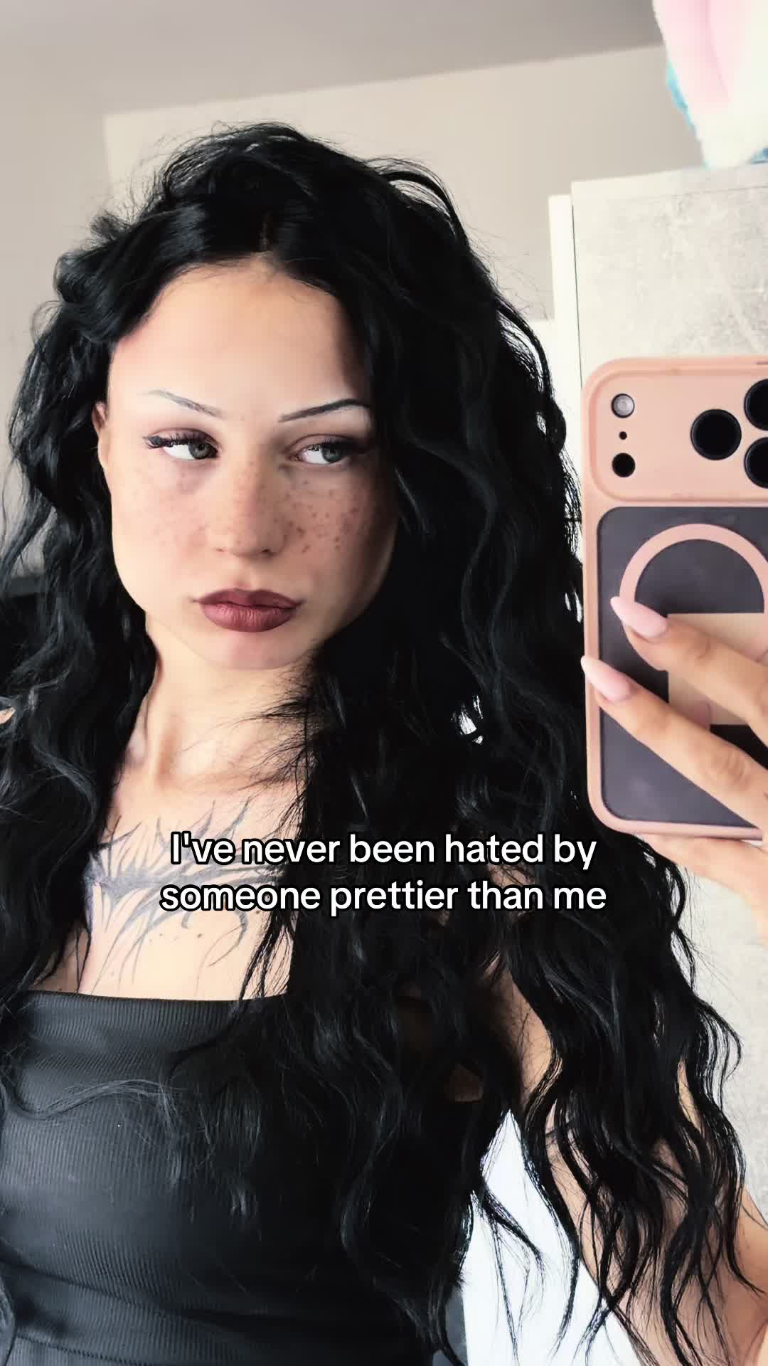 @antoinette_noir