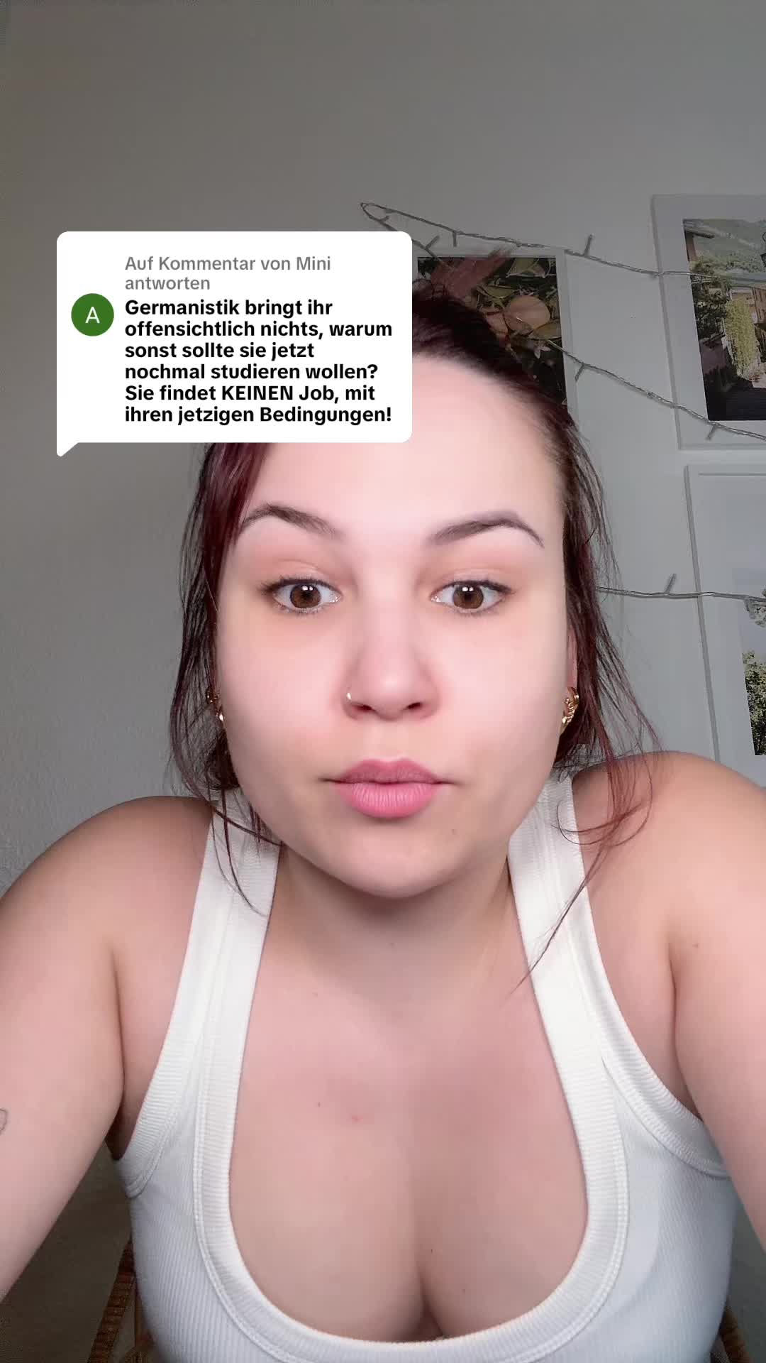 @laurassoberlife