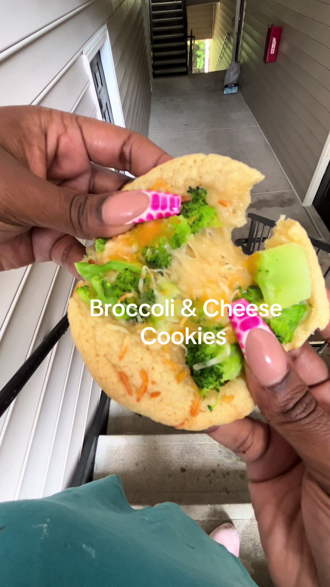@Eatwithgoodiecookies