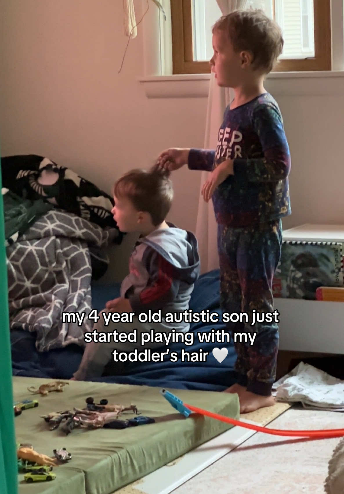@Luci ☆ autism advocate & mom