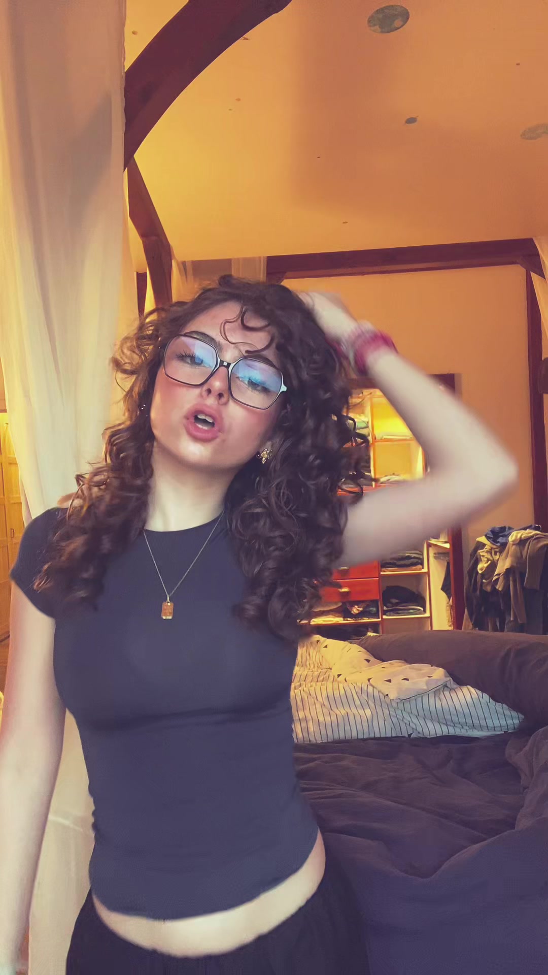 @𝓮𝓵𝓮𝓪