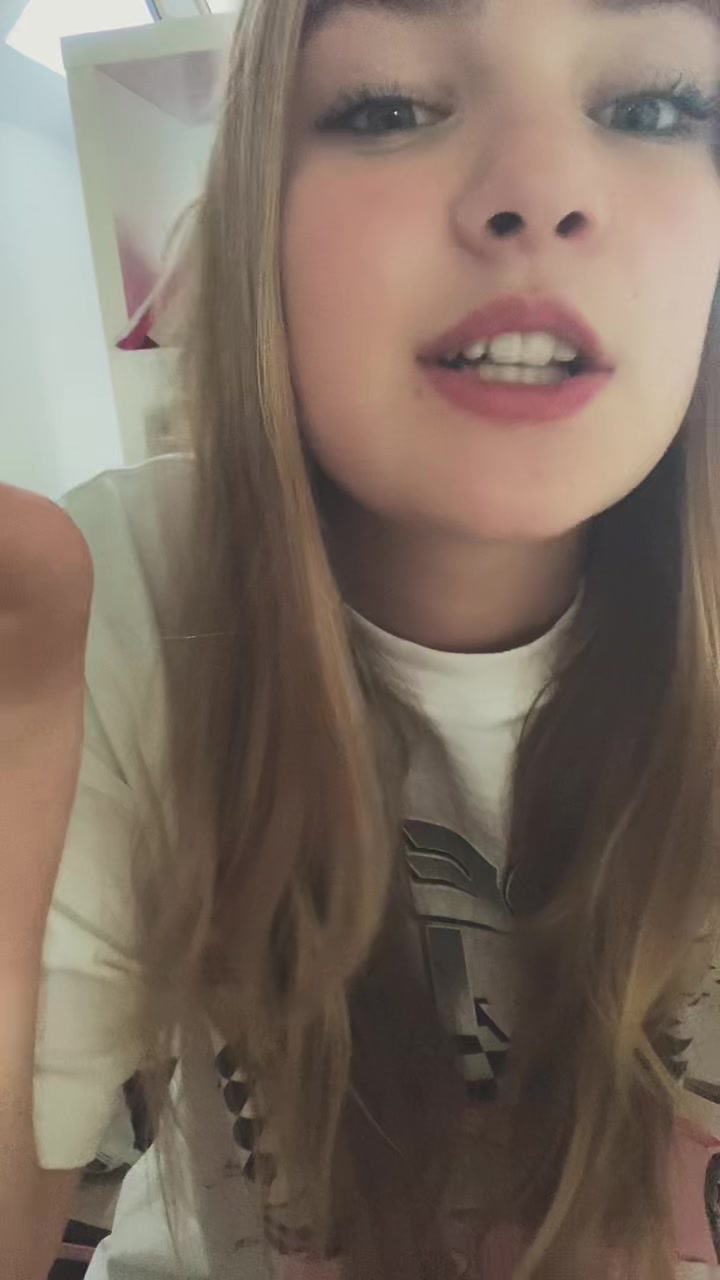 @lillyöö 🖤🤍💙