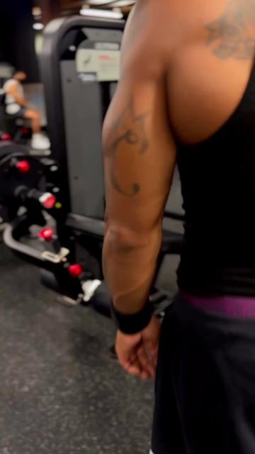 @J.Boy_Fit‼️🏋🏽♀️