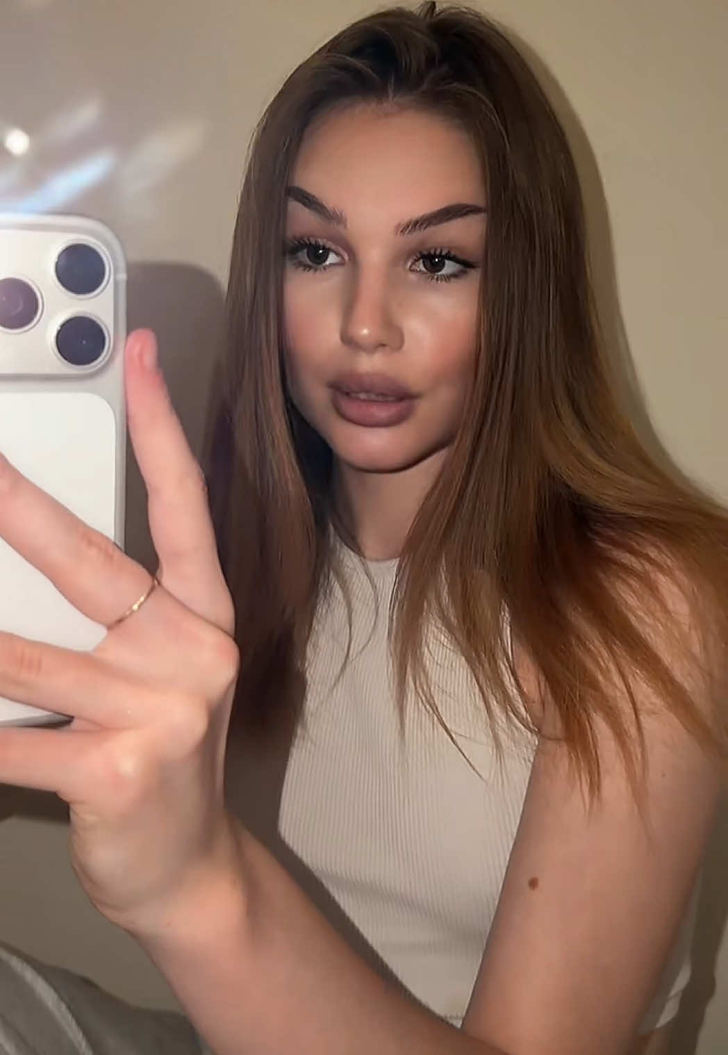 @с любовью, Е.🧿