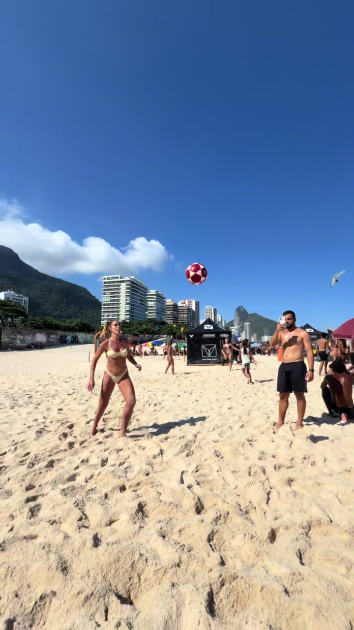 @biazinha