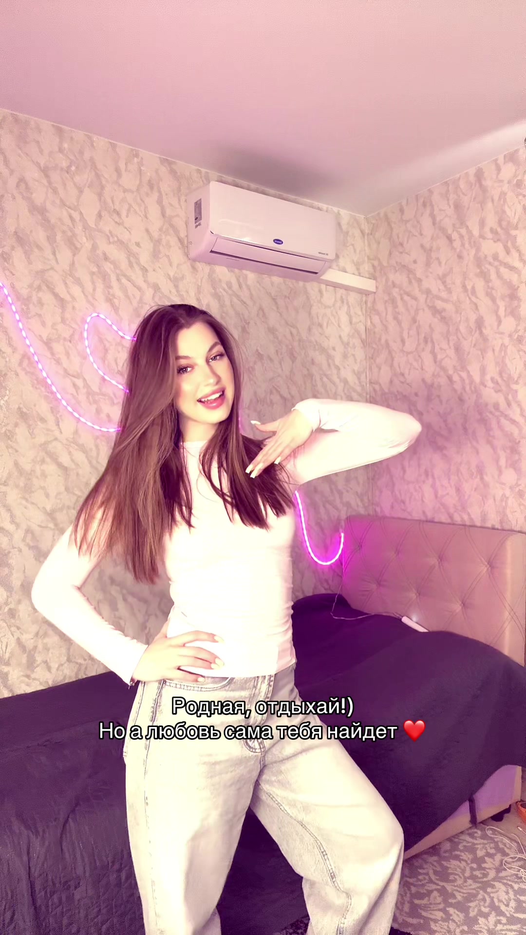 @TAMILA🧸