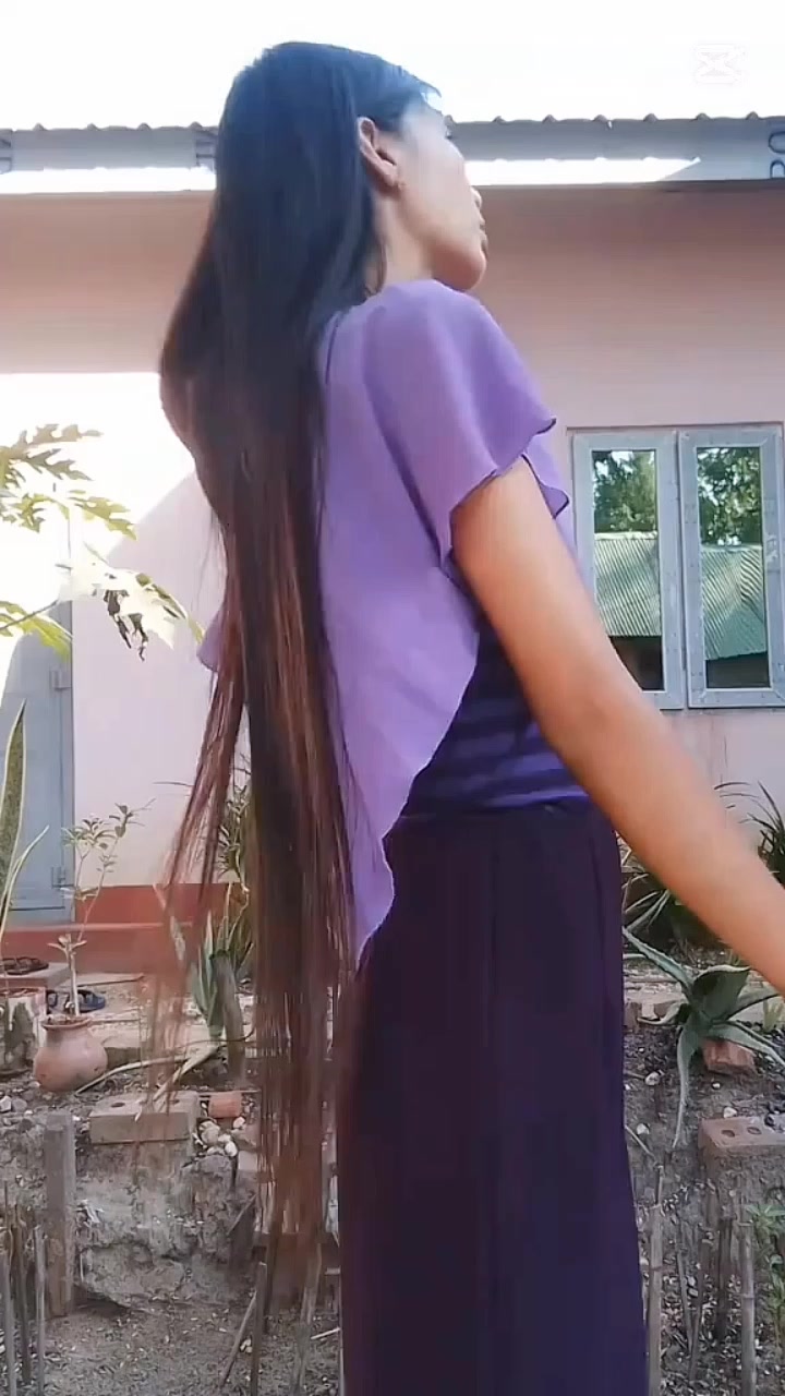 @Moe Thandar (official)