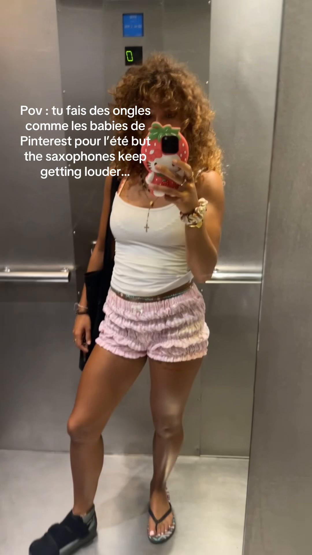 @+596†🥭👩🏽🦱
