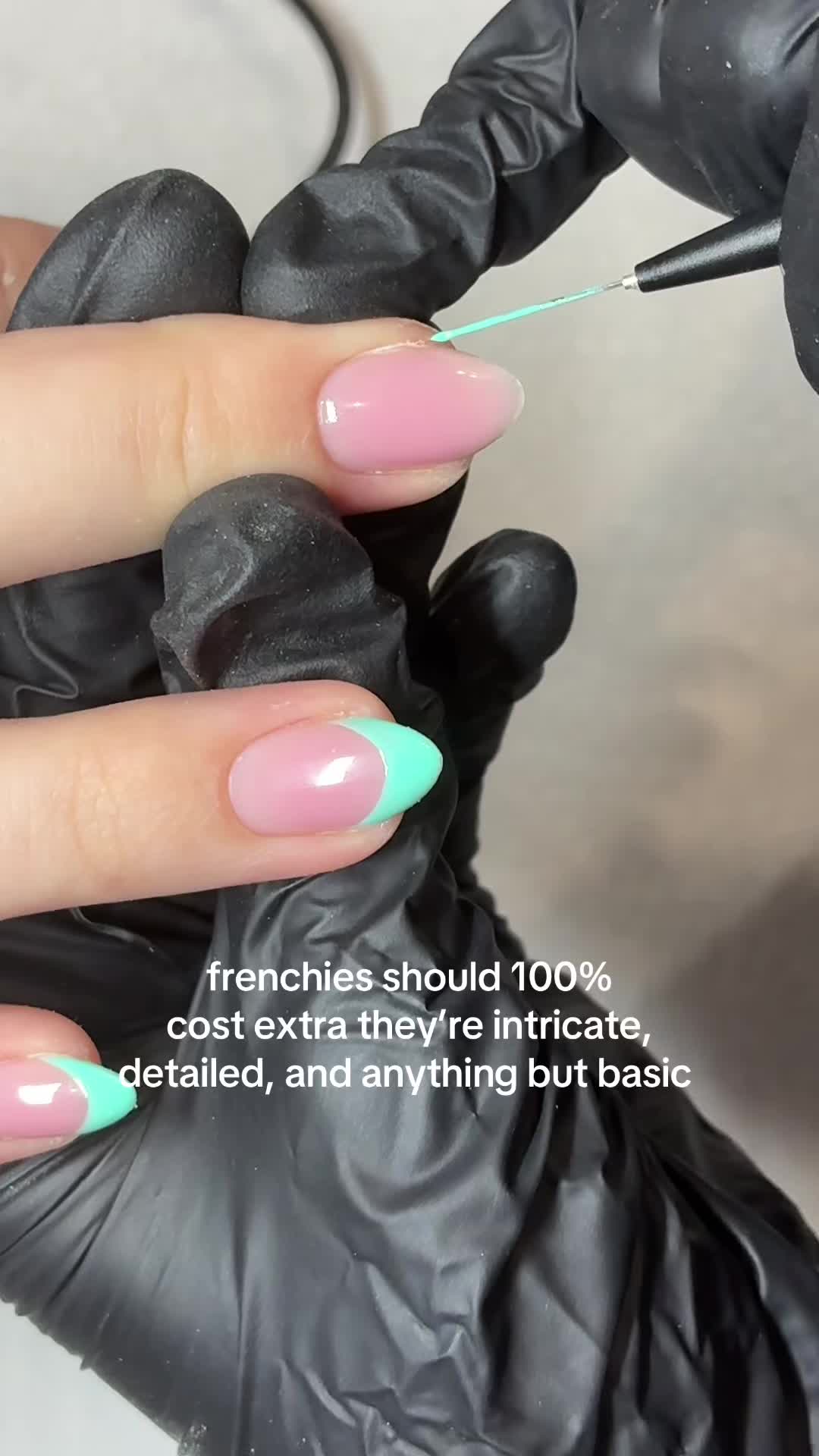 @nailchronicles