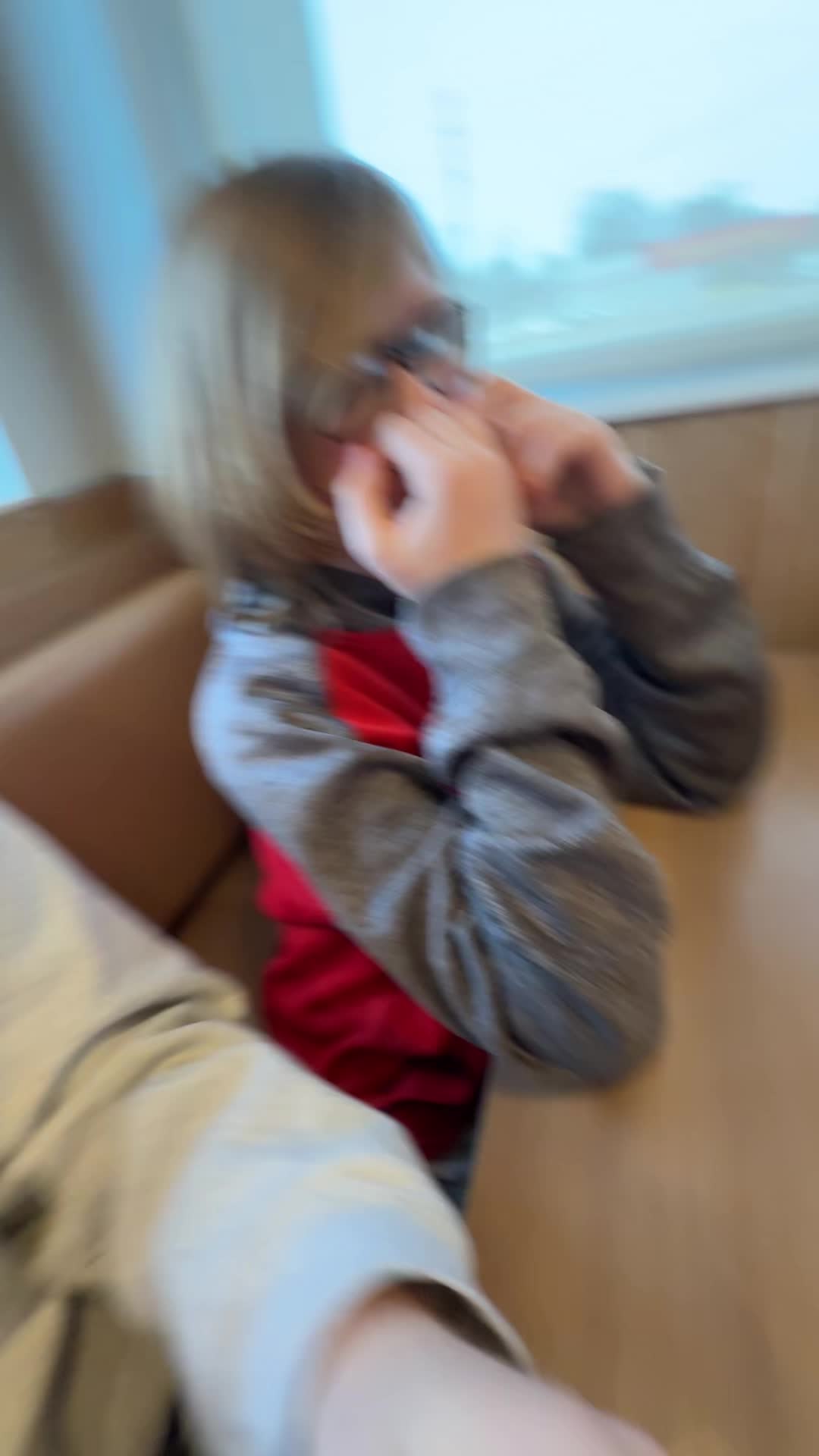 @lucyyandkeelyy