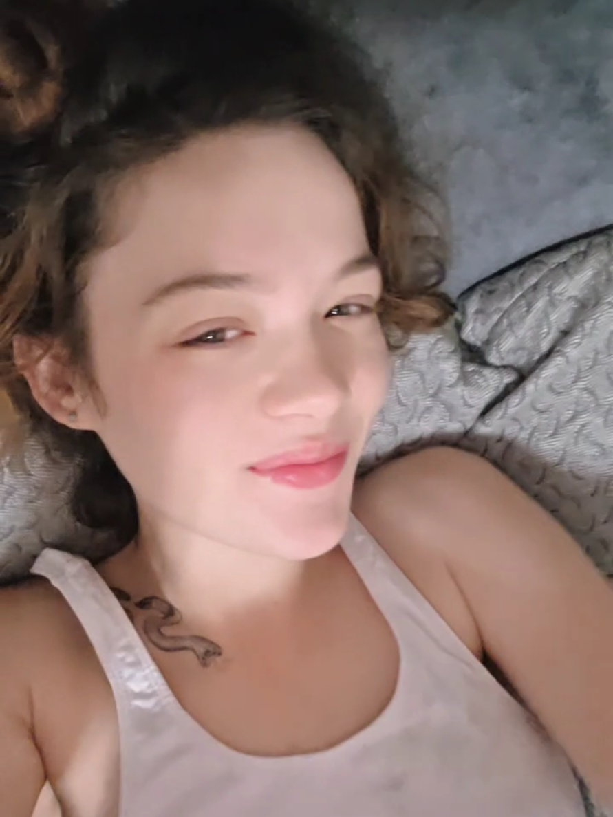 @Queen._.bee