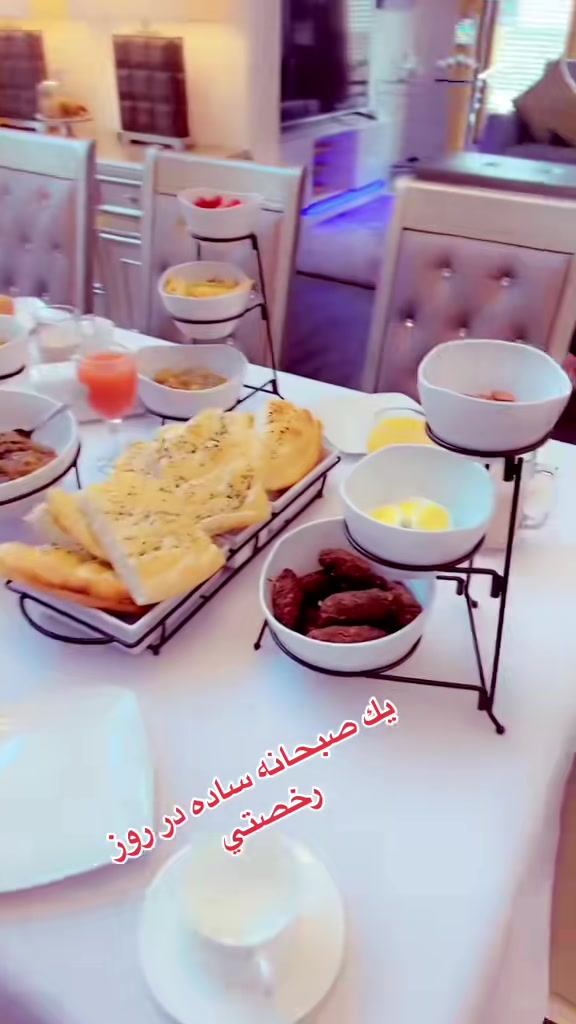 @Yousra