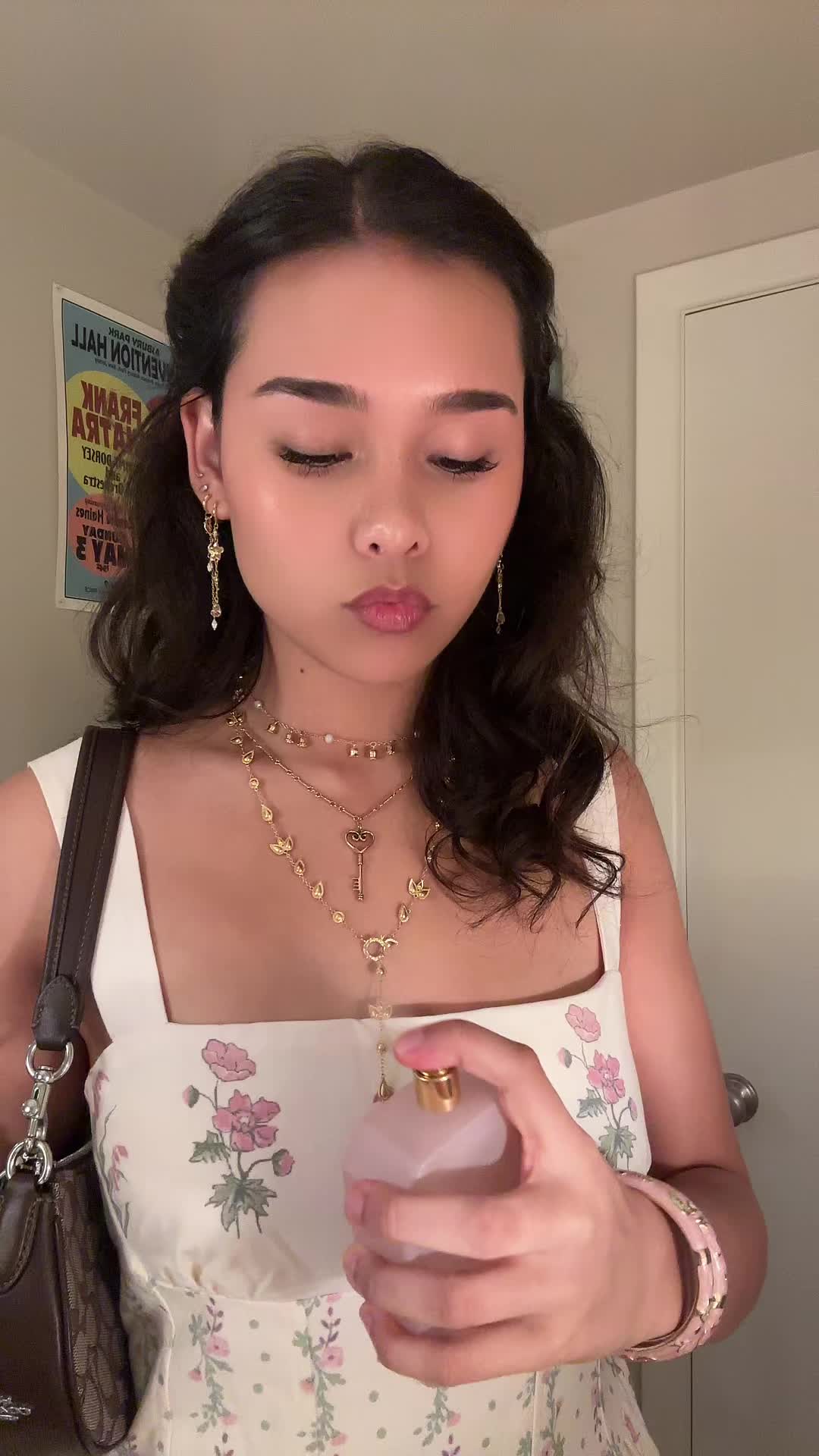 @𝒜𝒷𝒾𝑔𝒶𝒾𝓁 🪽