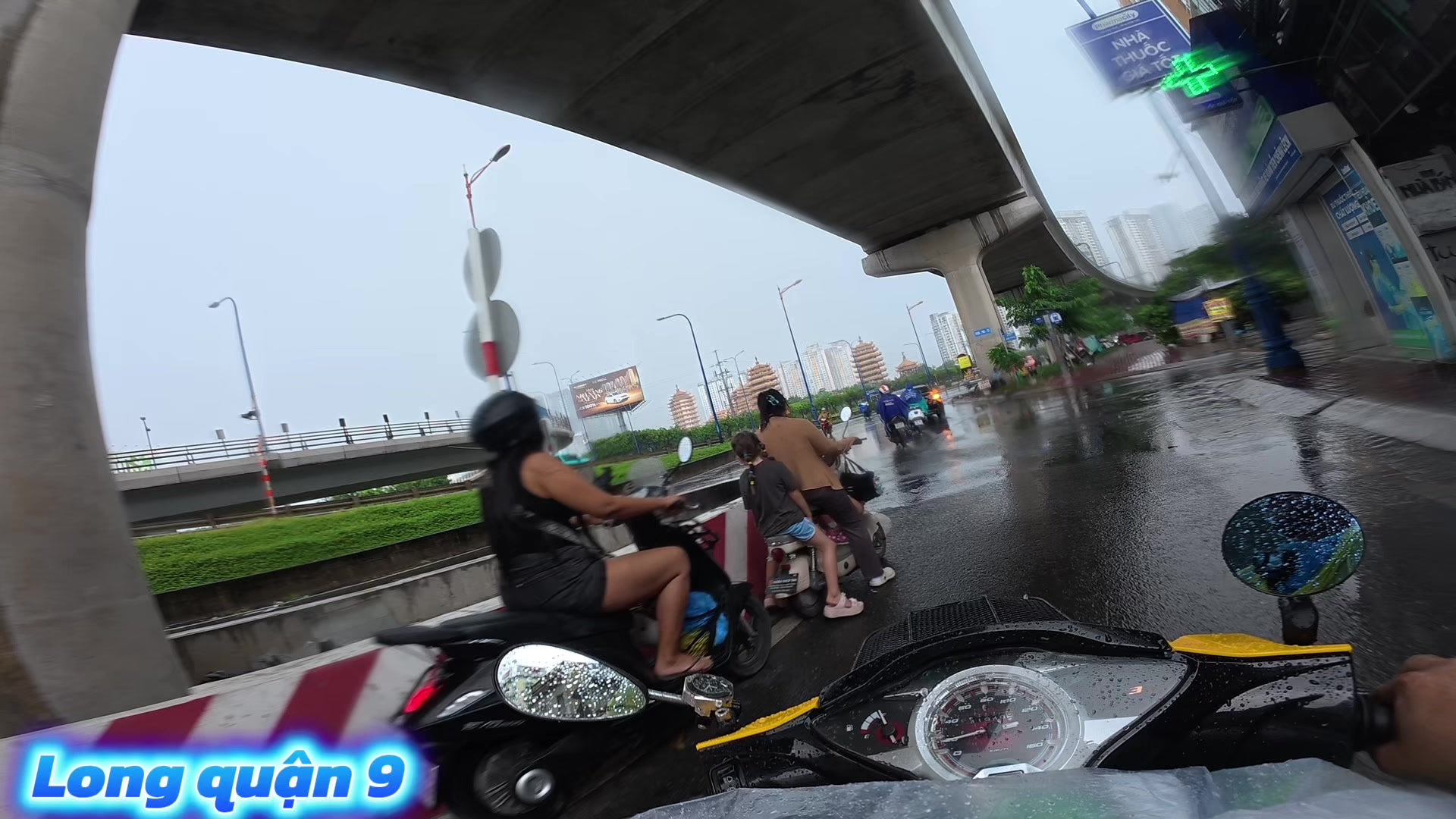 @Long Quận 9