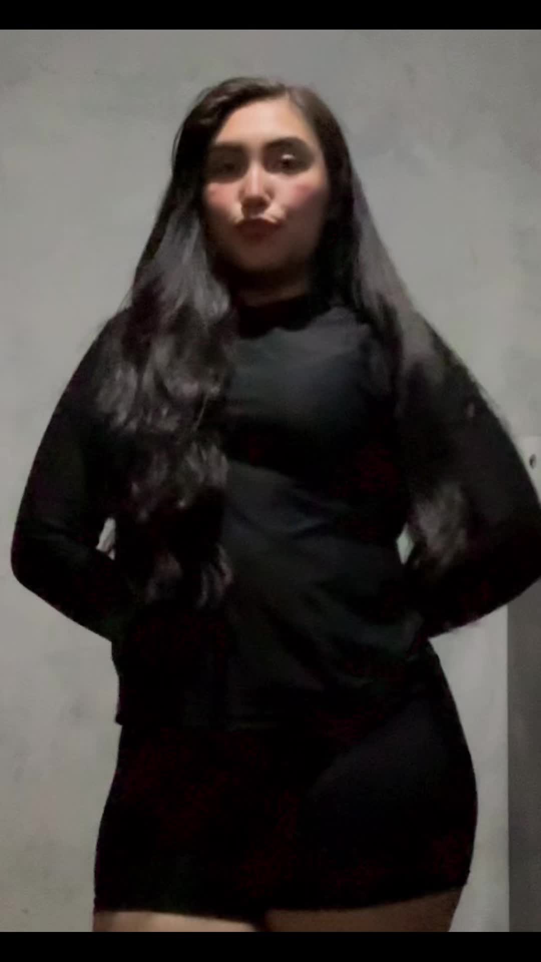 @K A R E A N I ᥫ᭡