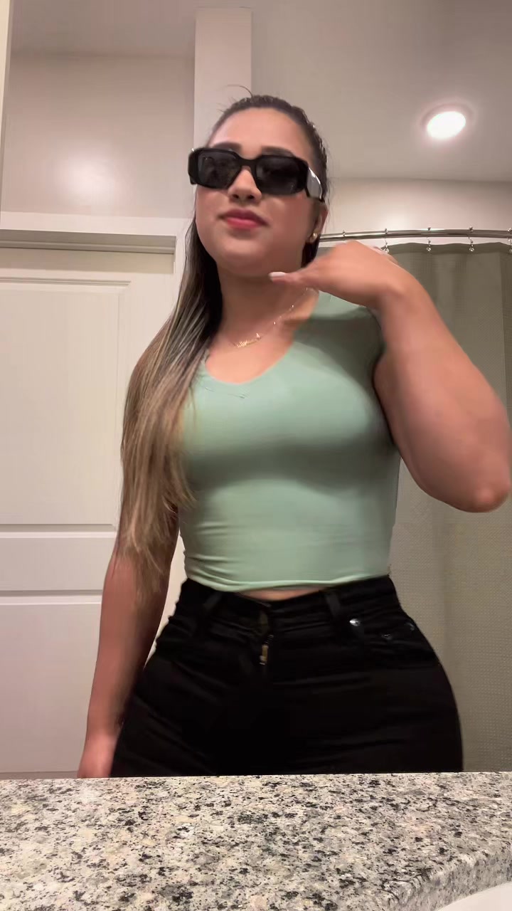 @Isa_Bella