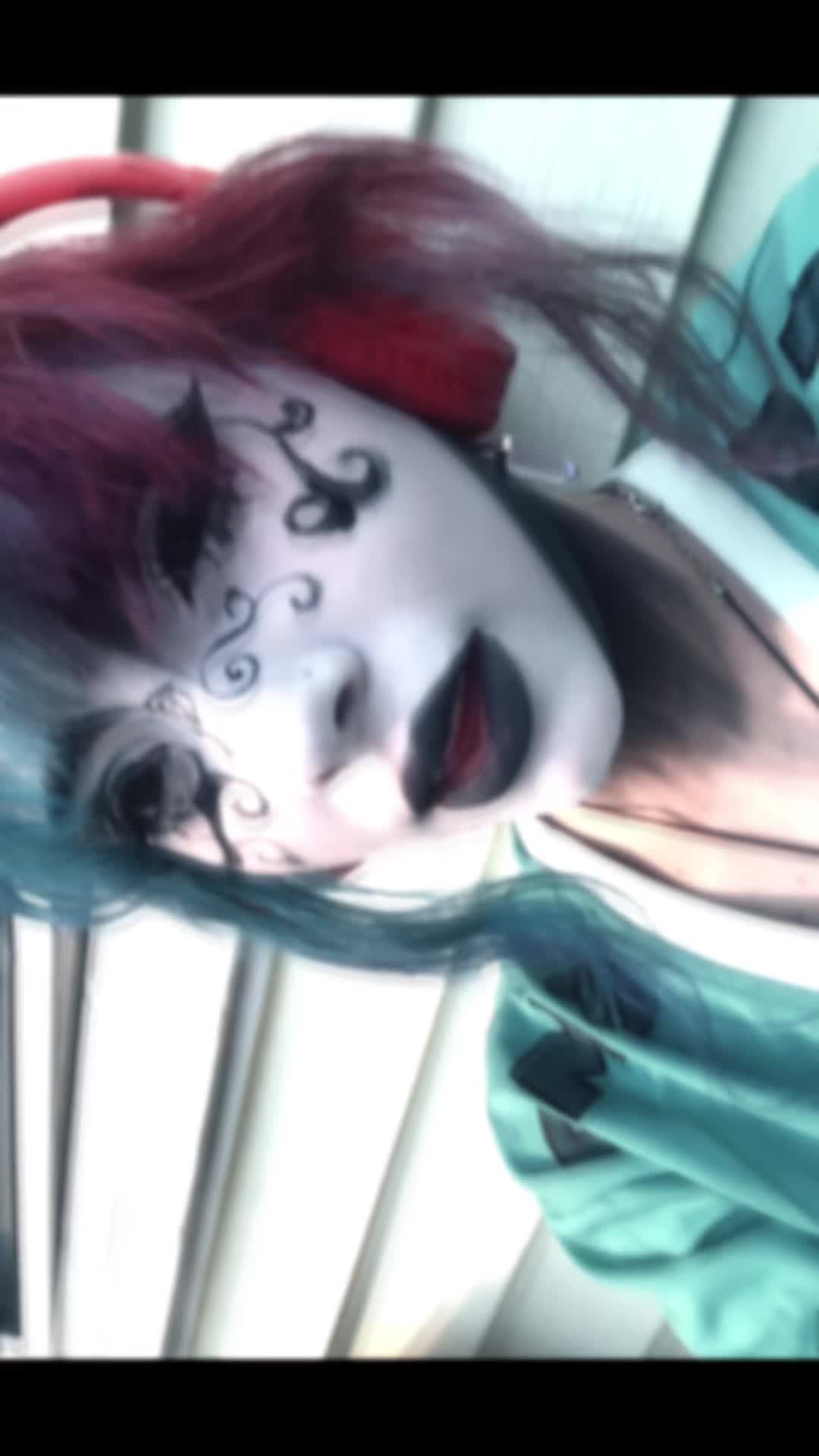@Blue<3