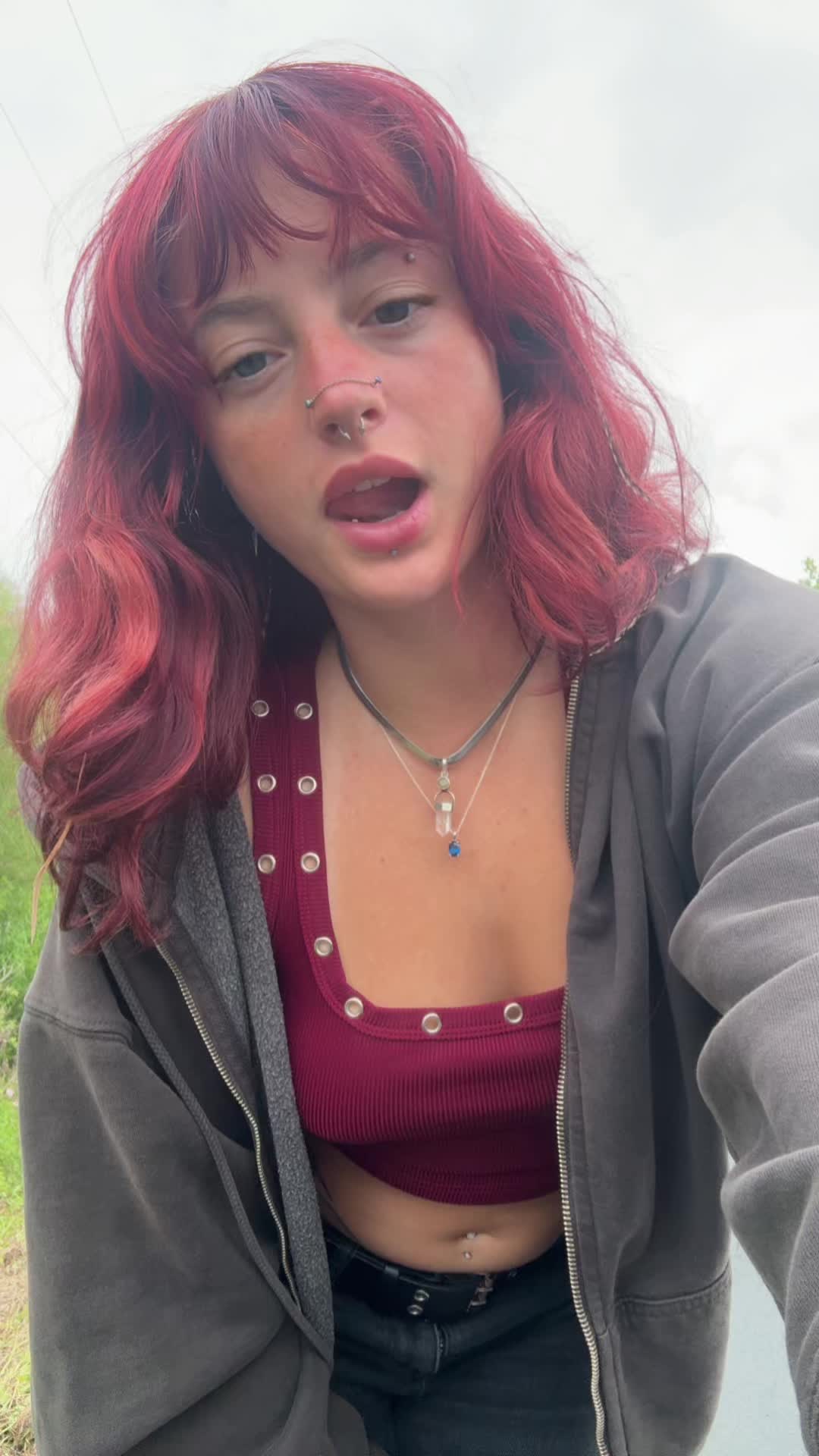@Sky🌶️