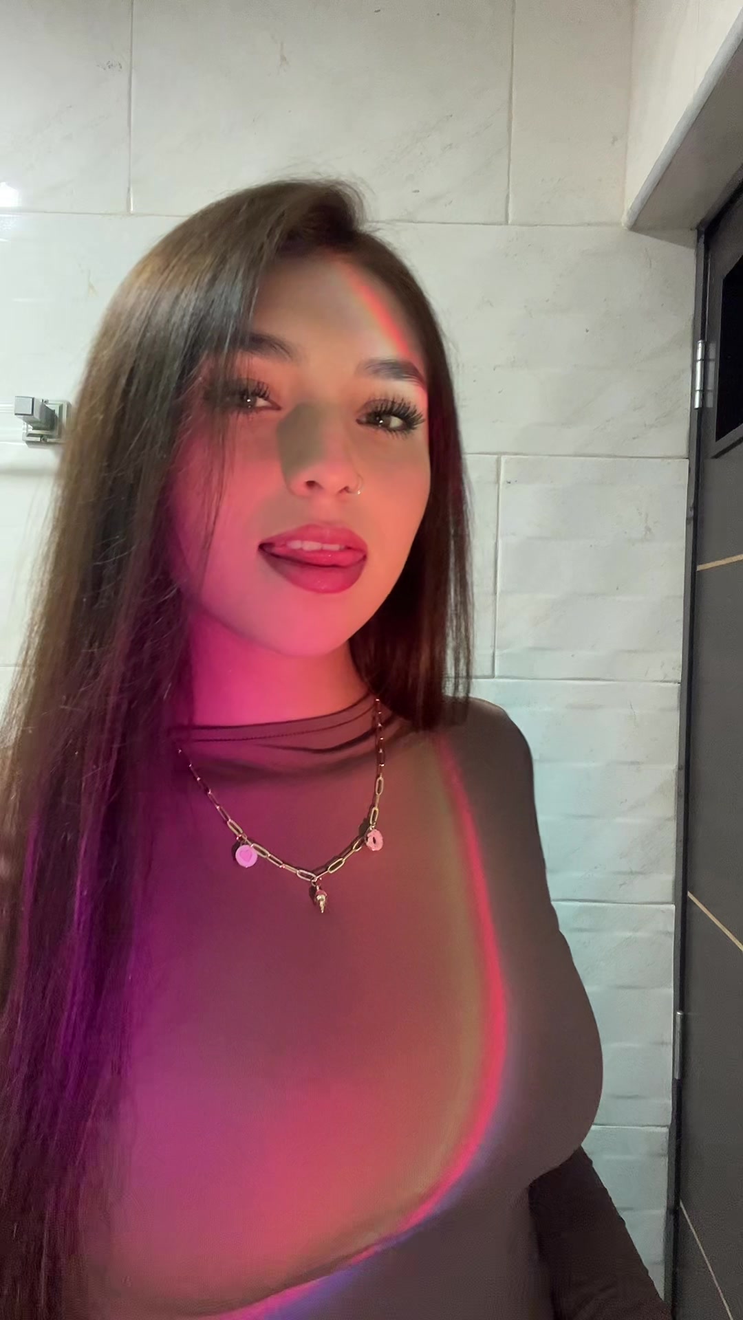 @Valentina14