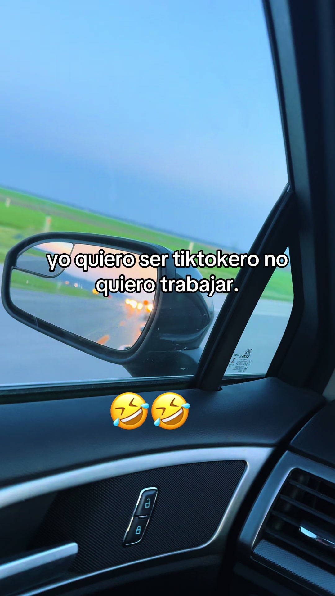 @LUIS HERNANDEZ