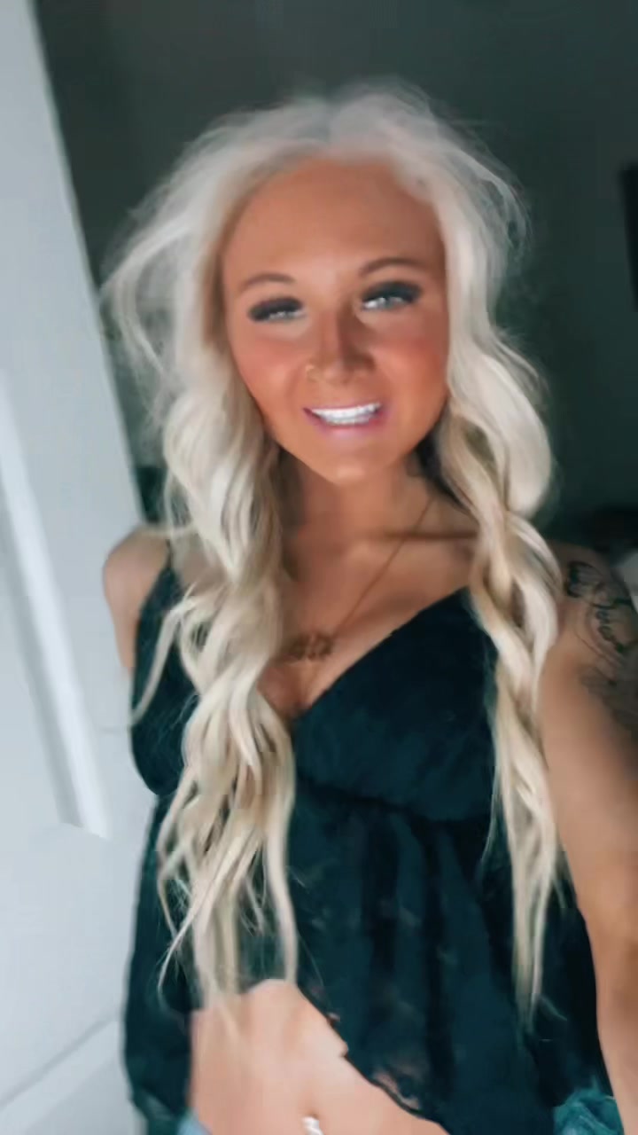 @𝓶𝓲𝓼𝓼 𝓴𝓴 💋💸