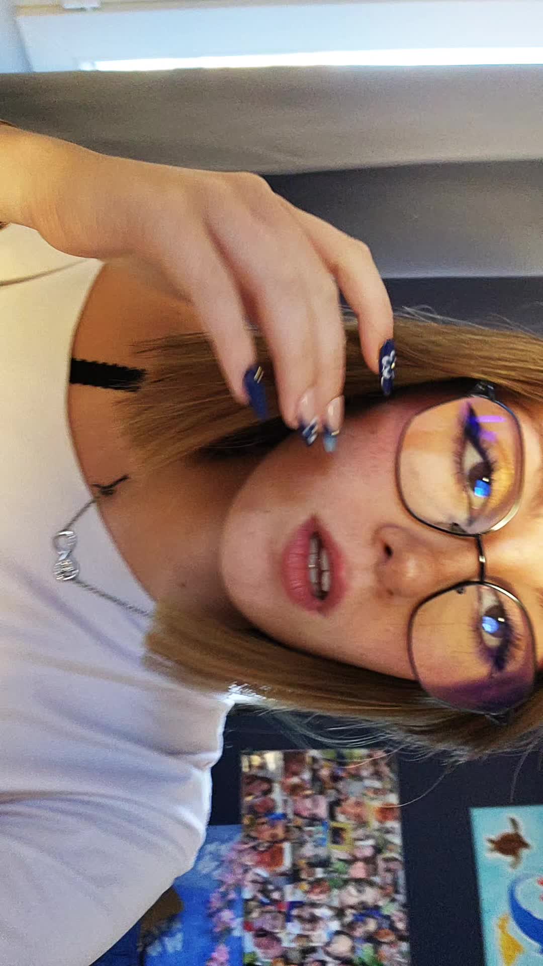 @Kh&eacute;lia &dagger;