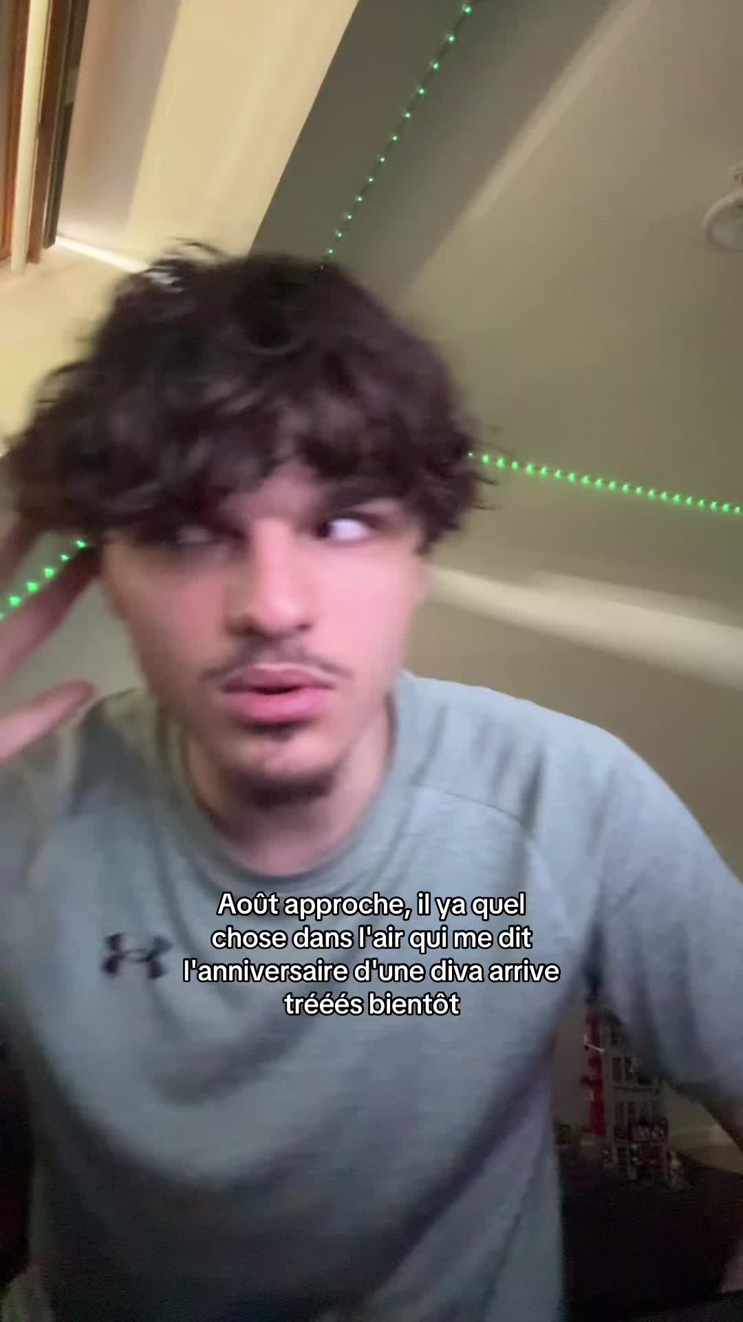 @E’