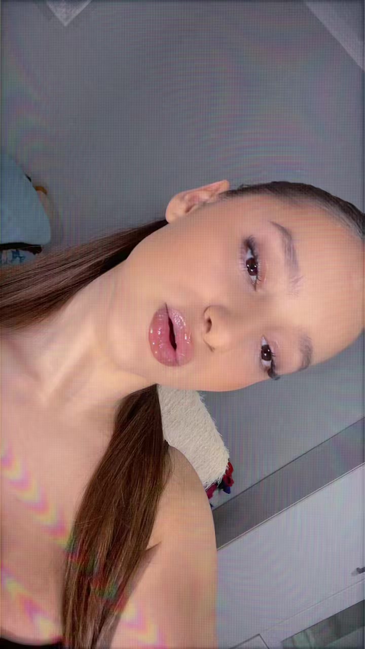 @Ana🤯