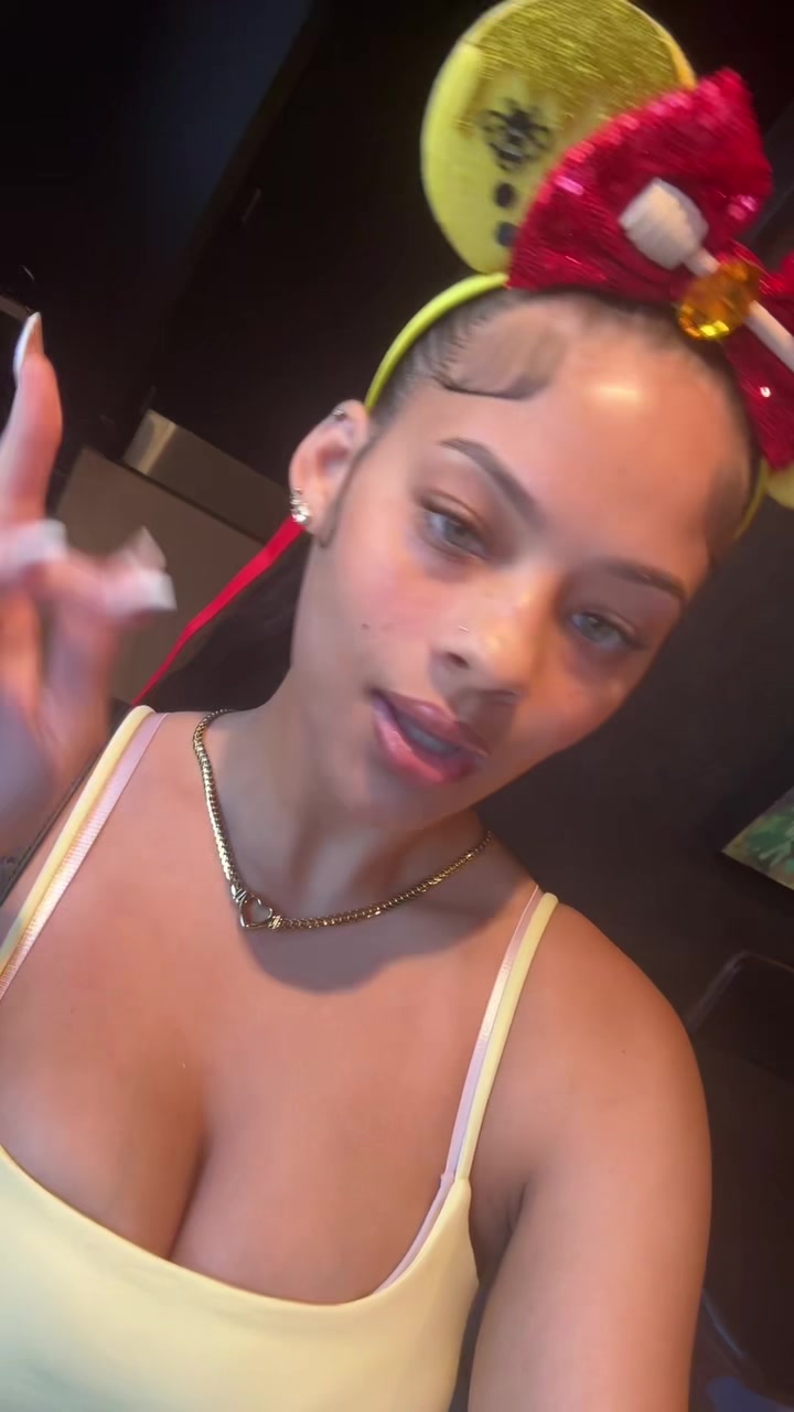 @xoyourgirll