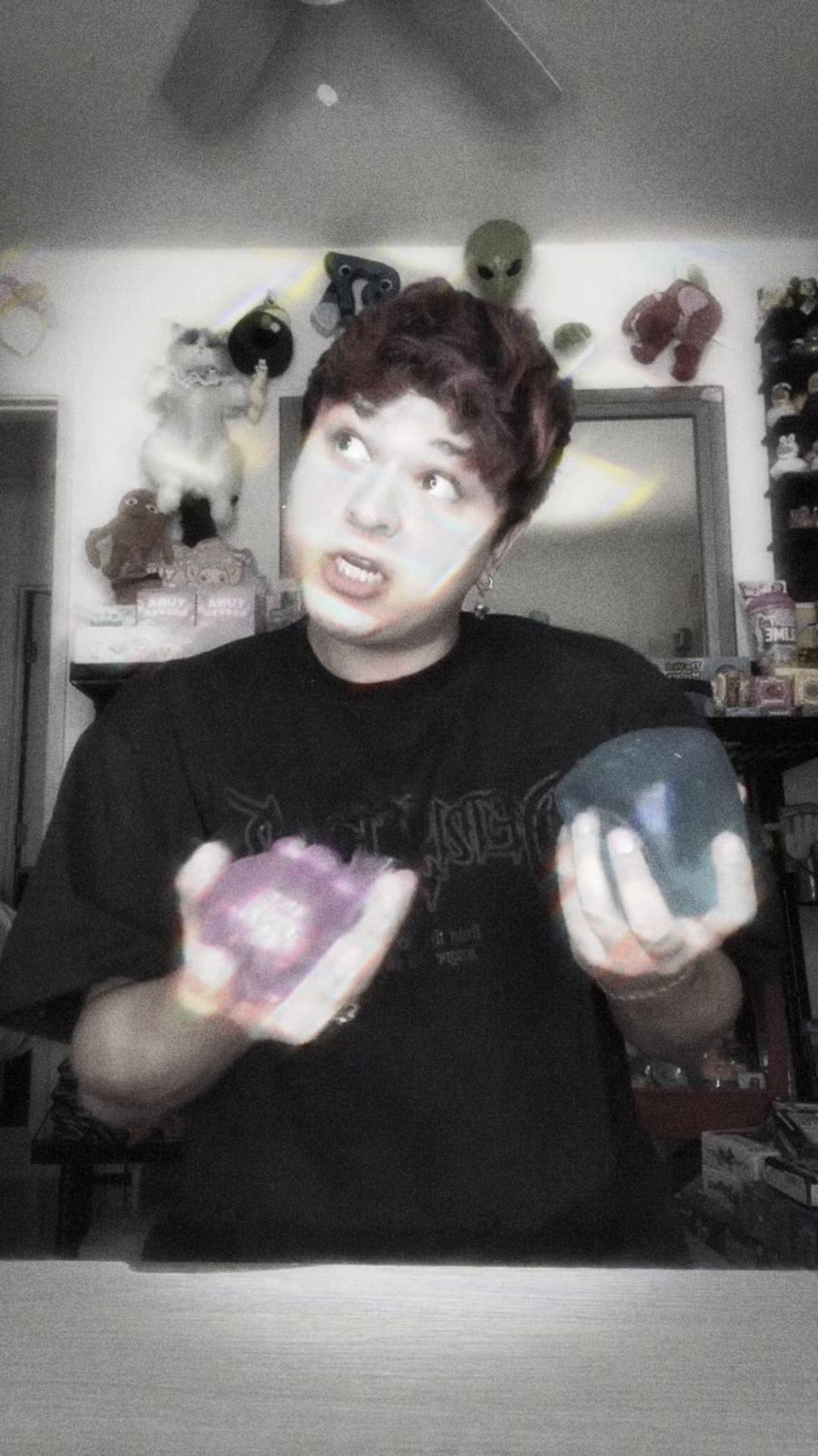 @Juice WRLD Saving People’s ear