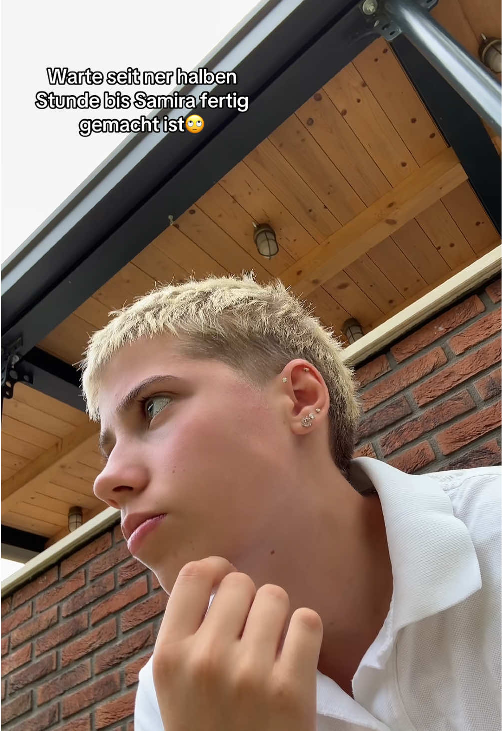 @Emi