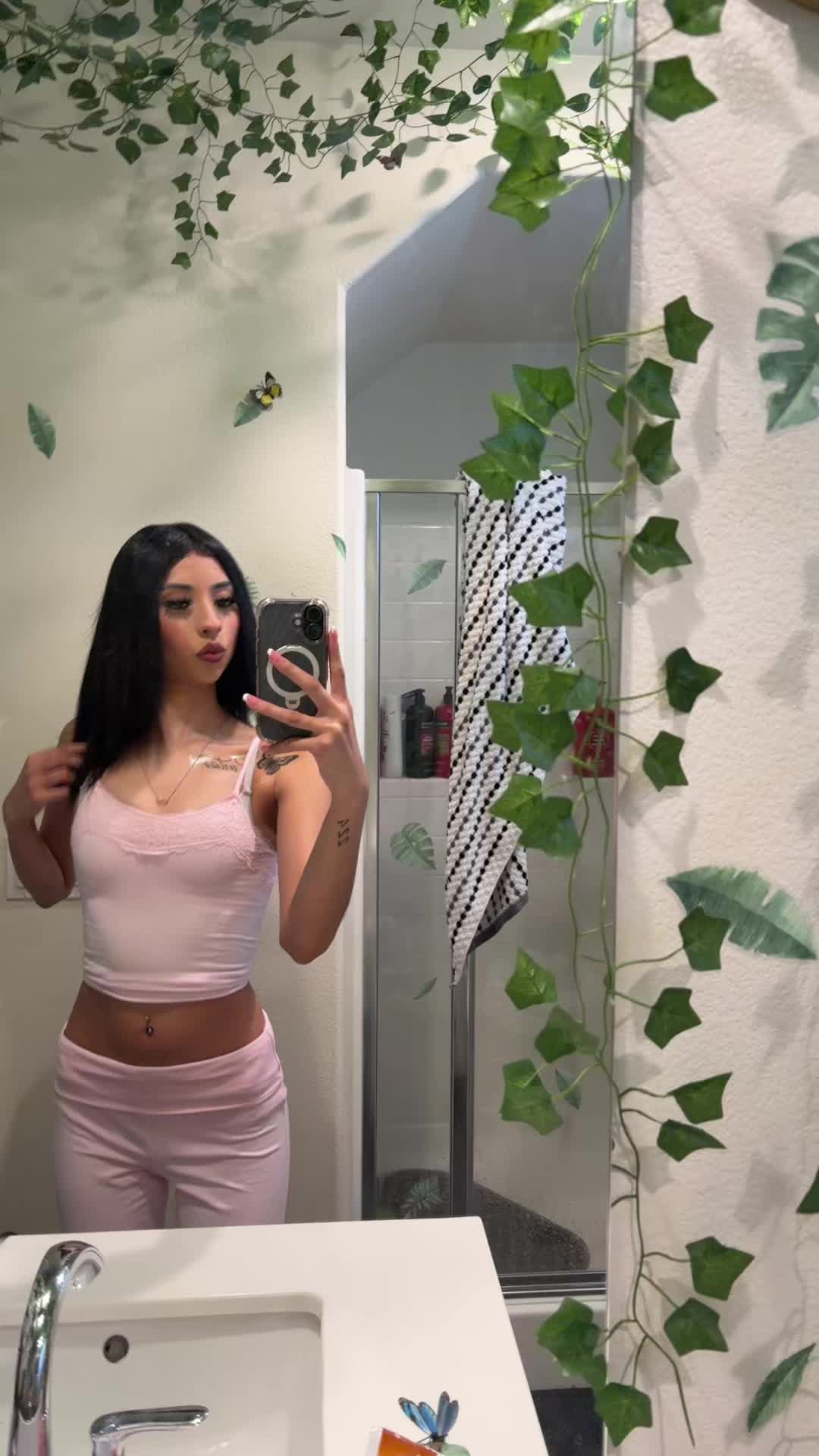 @destinyhernandez
