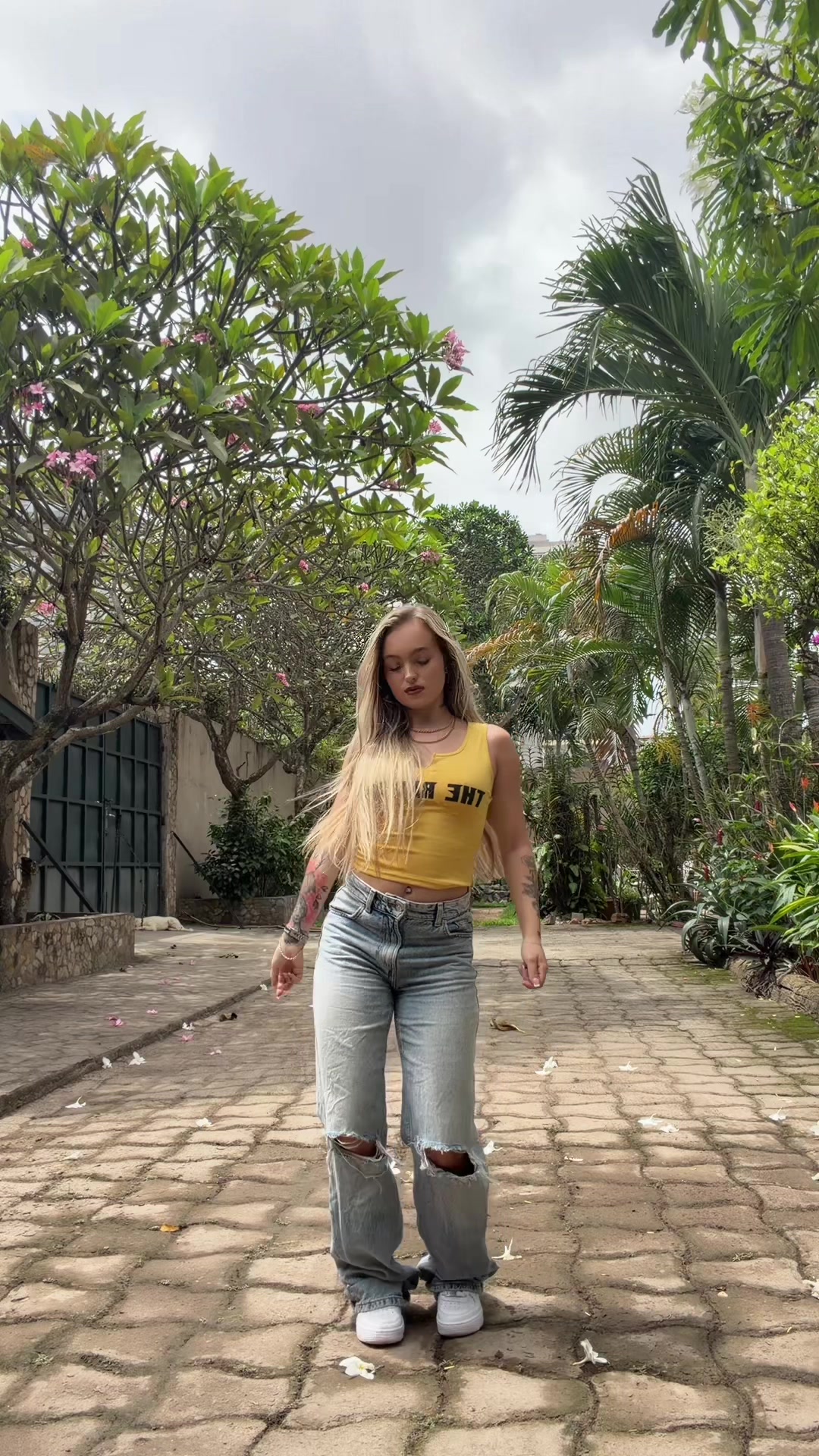 @salessesjulia