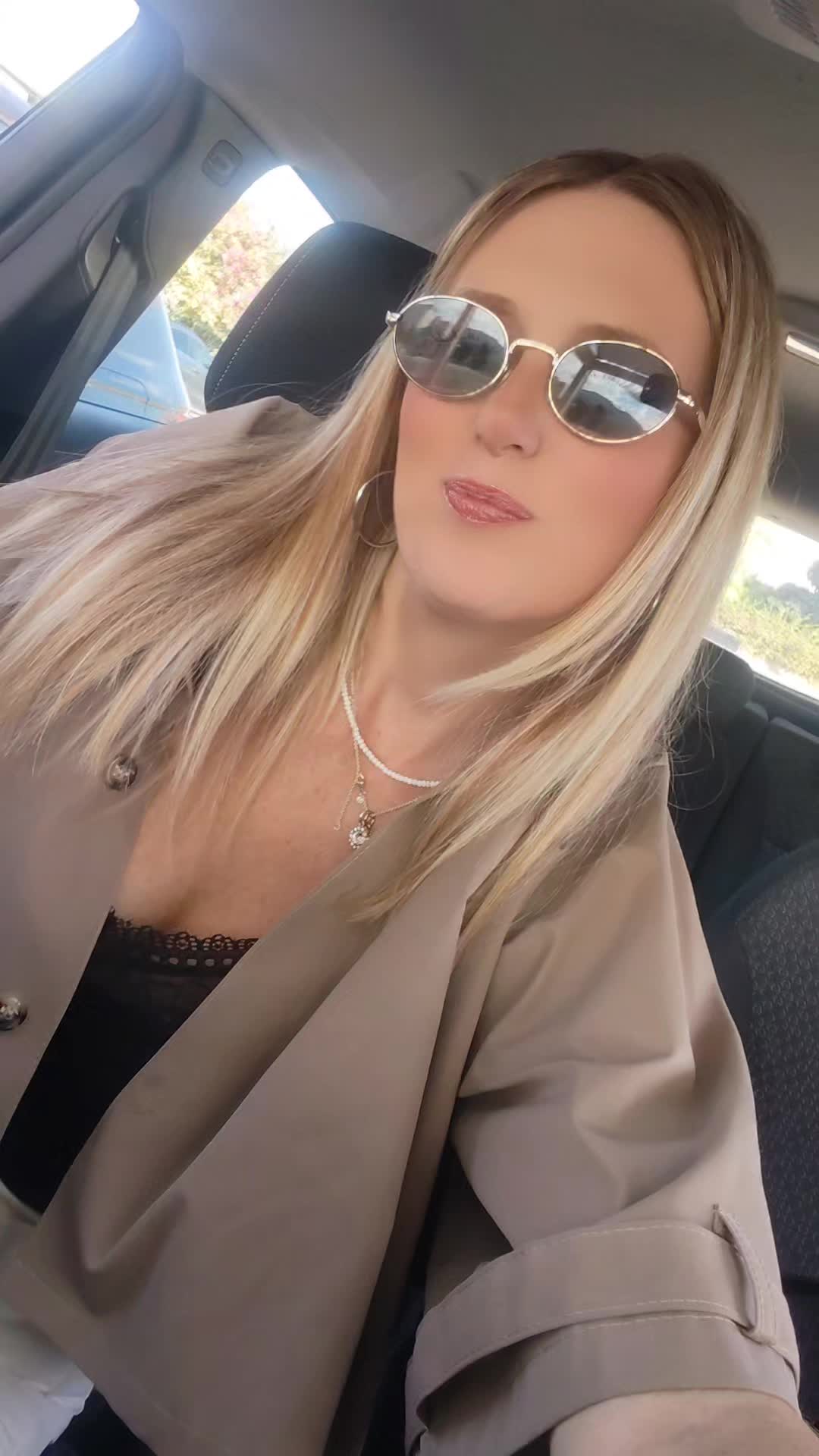 @🦋